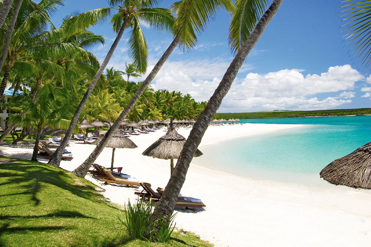 Studio Contemporary Water Front 5m Grand Bay Apartments For Rent In Grand Baie Riviere Du Rempart Mauritius