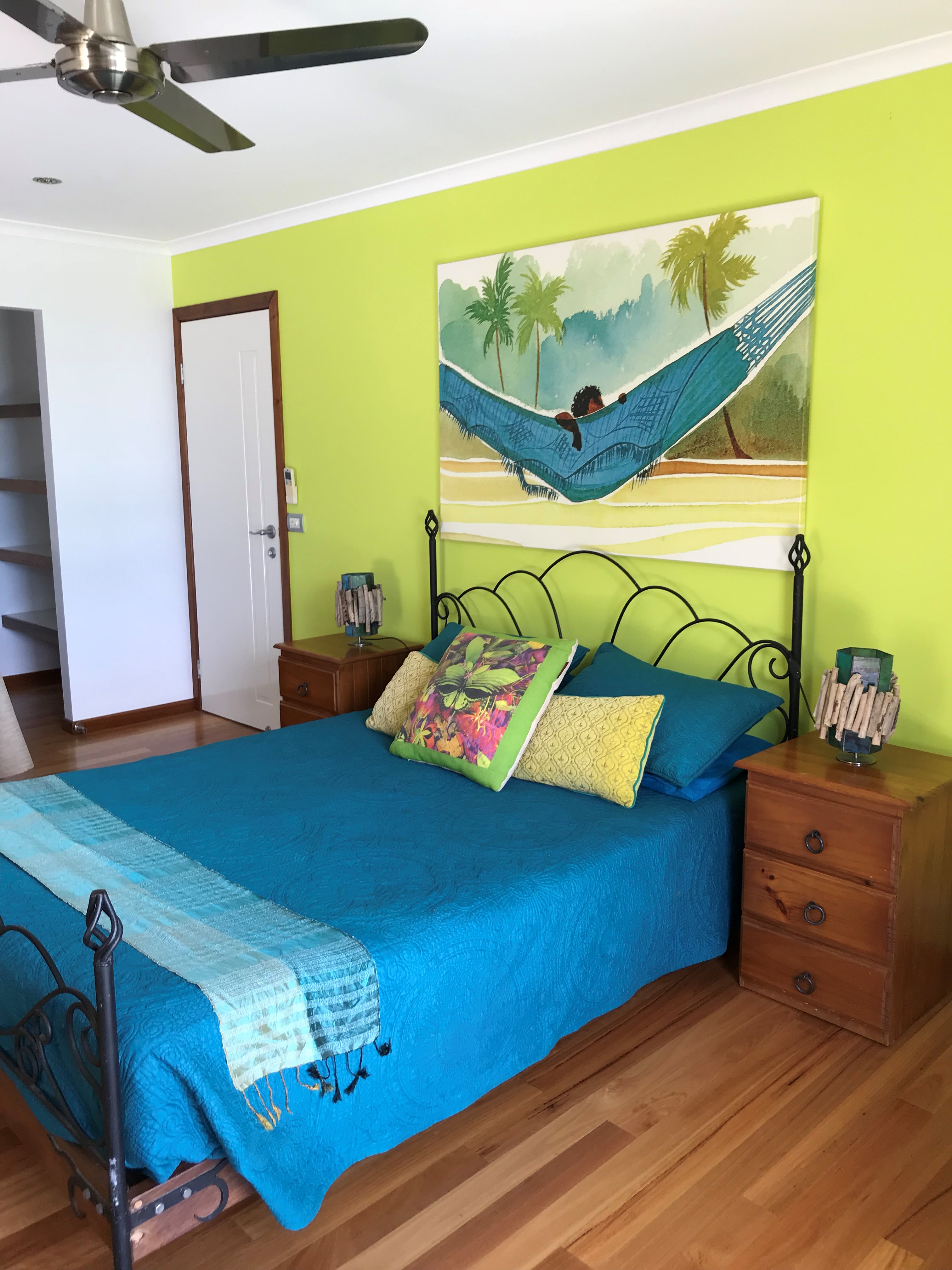 Beautiful view,secluded,luxury pool Houses for Rent in Cannonvale