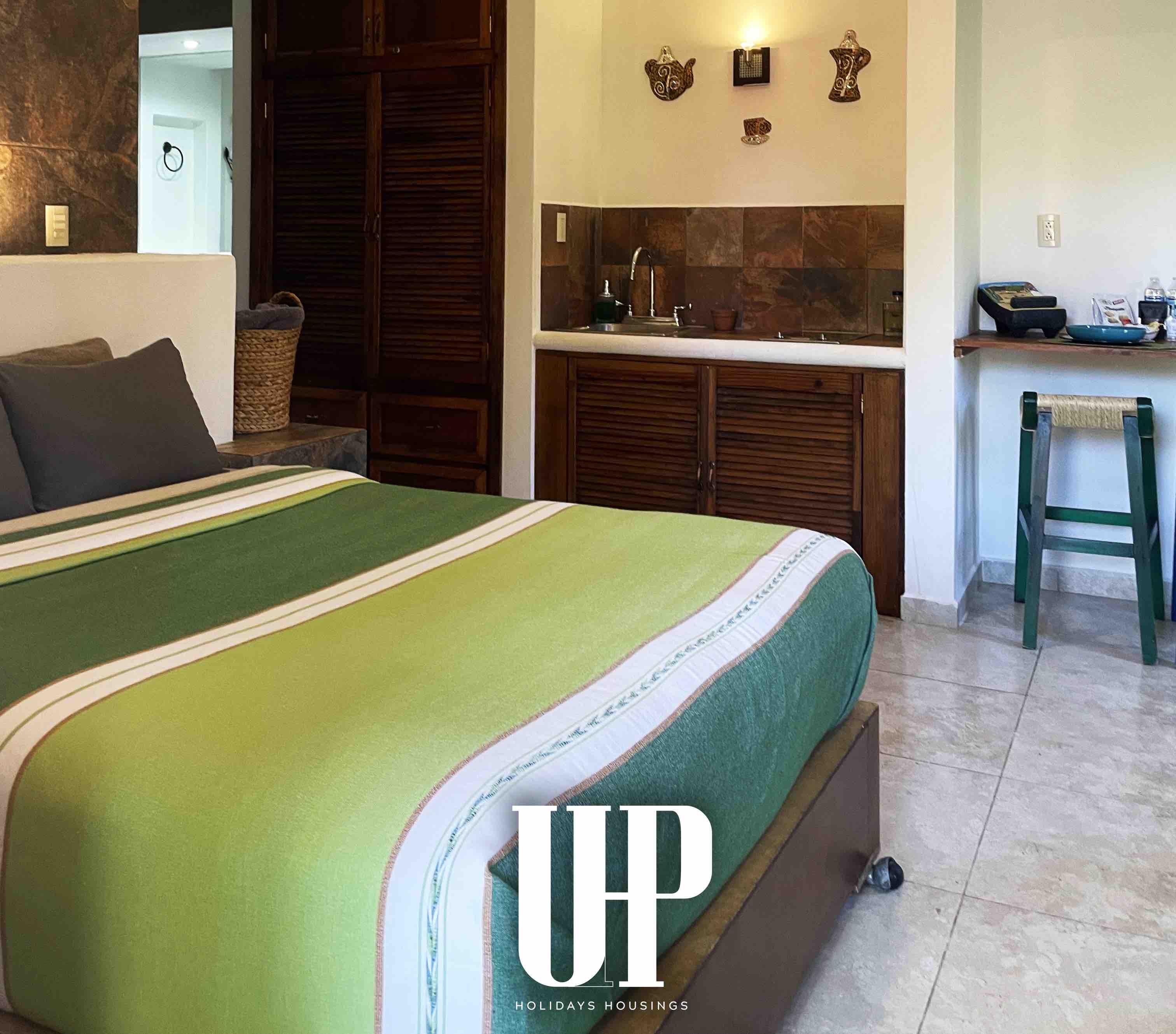 Chalet Pátzcuaro 1 by UHP