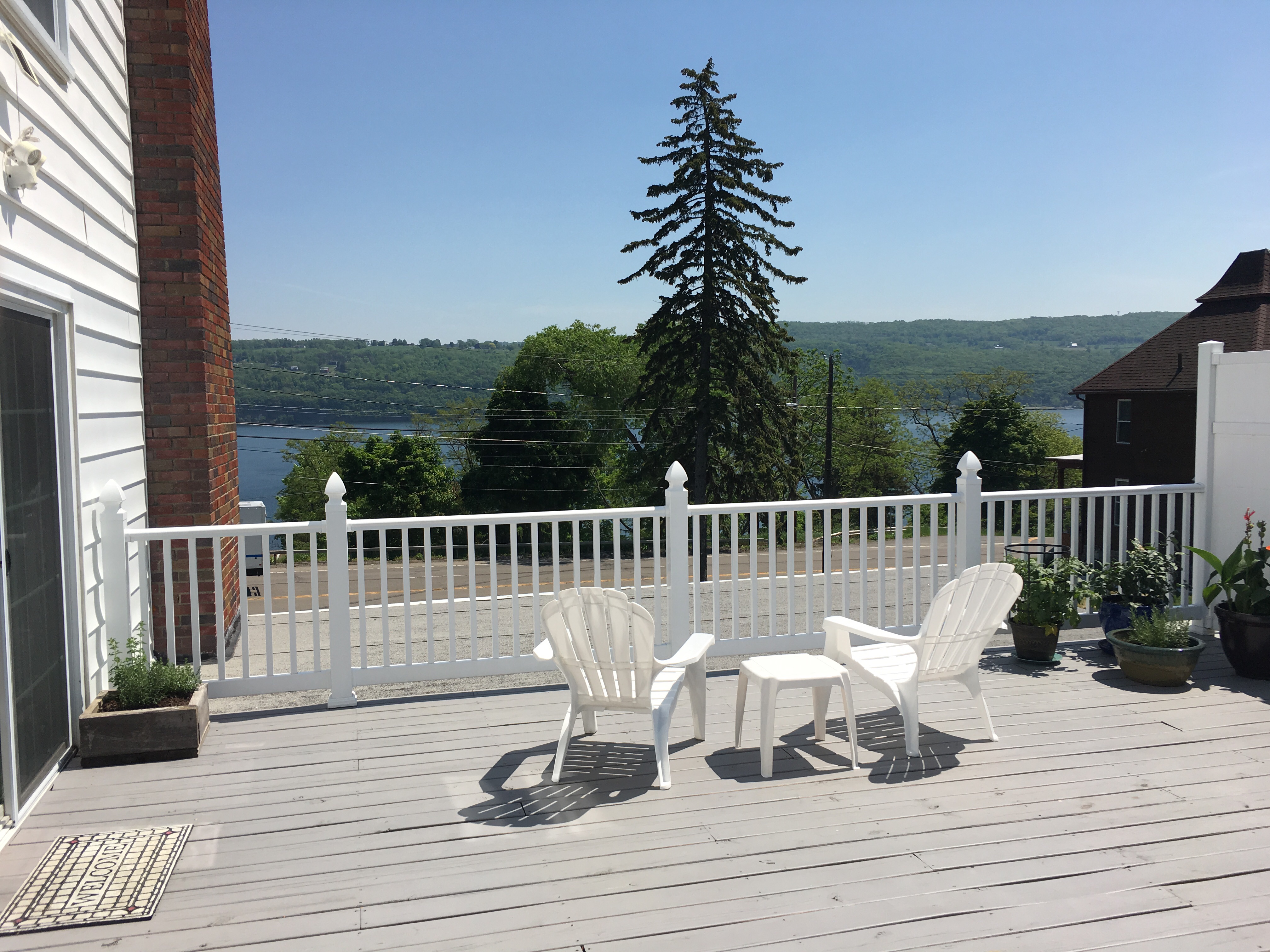 Pines Cottage Lakeview Home—Watkins Glen Village