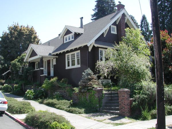 Lovely 2 Plus BR Home w/Garden in Piedmont Avenue, Oakland