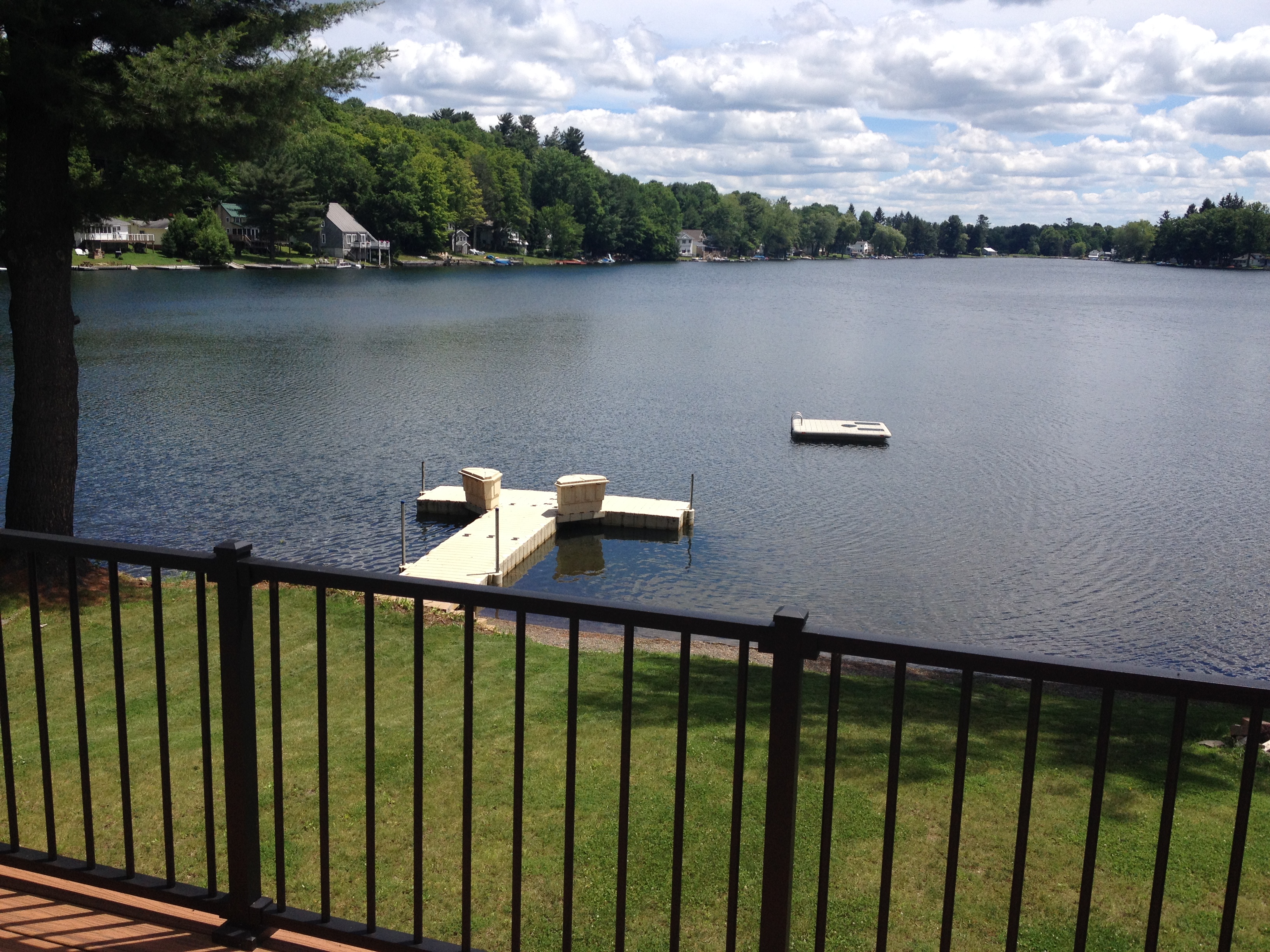 Beautiful, quiet, lake-side two bedroom apartment