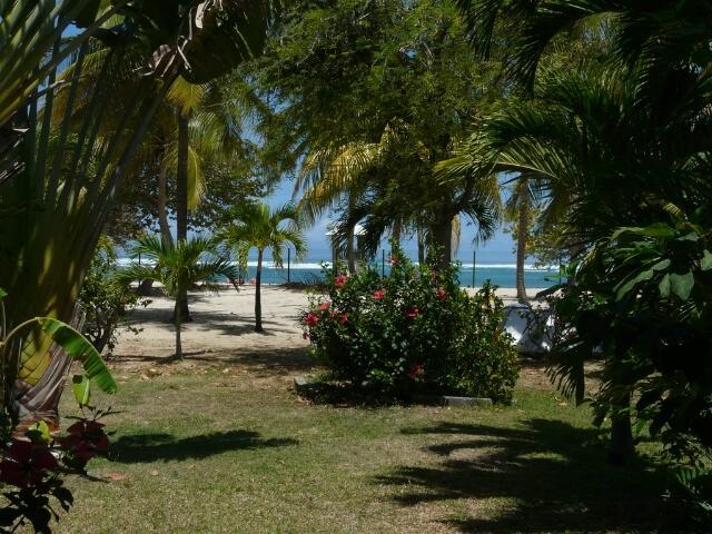 accommodation equipped with wifi, direct sea access