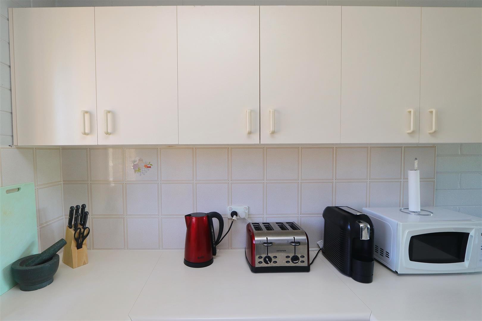 One Bedroom Private Unit Next To Scullin Shops Apartments For Rent In Scullin Australian Capital Territory Australia