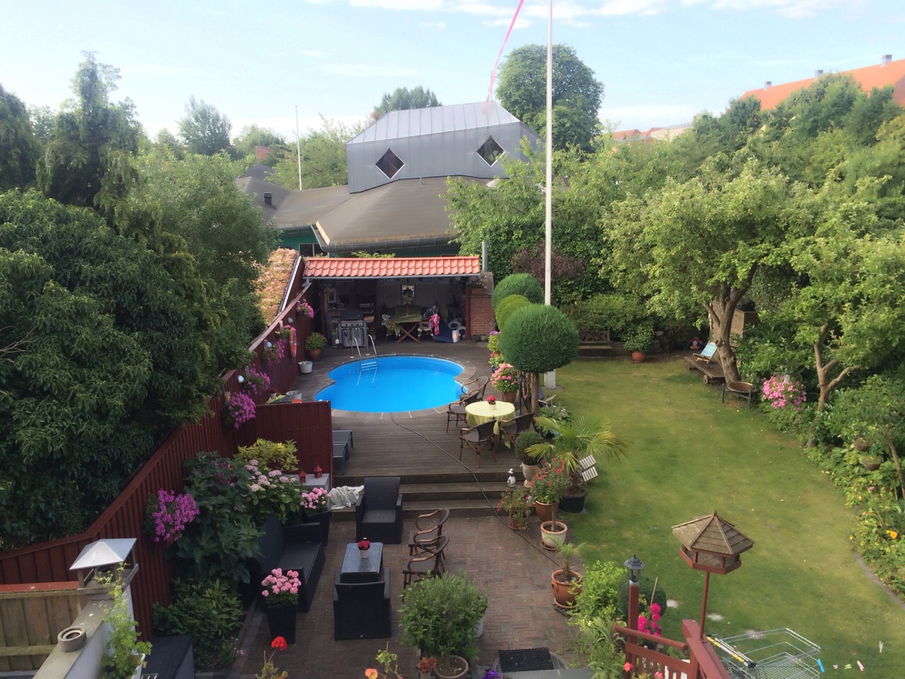 Spacious Copenhagen Oasis • Garden & Pool Access in Amager st, Copenhagen