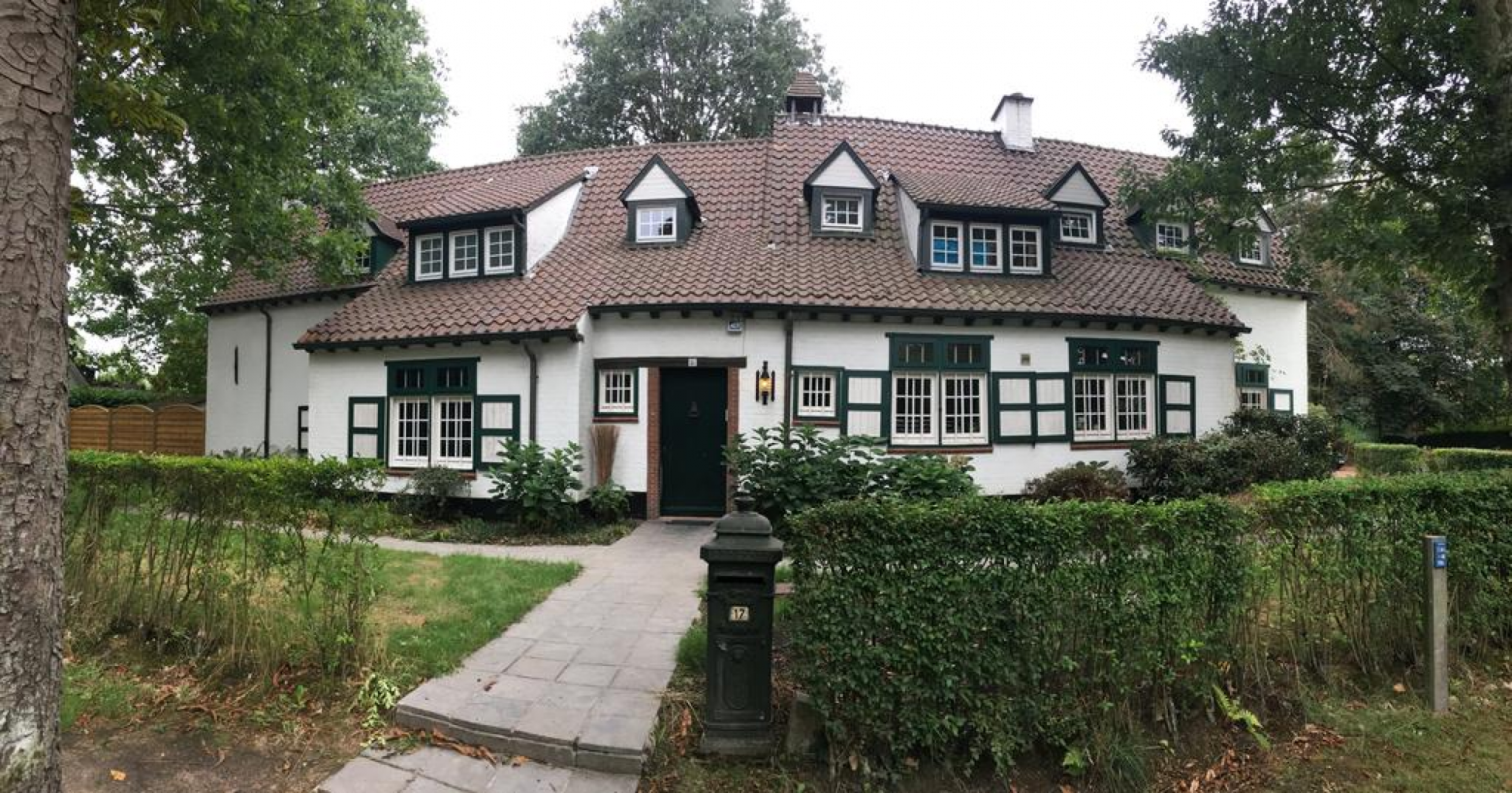 Rose House B&B - Budget Room in Sint Denijs Westrem, Ghent