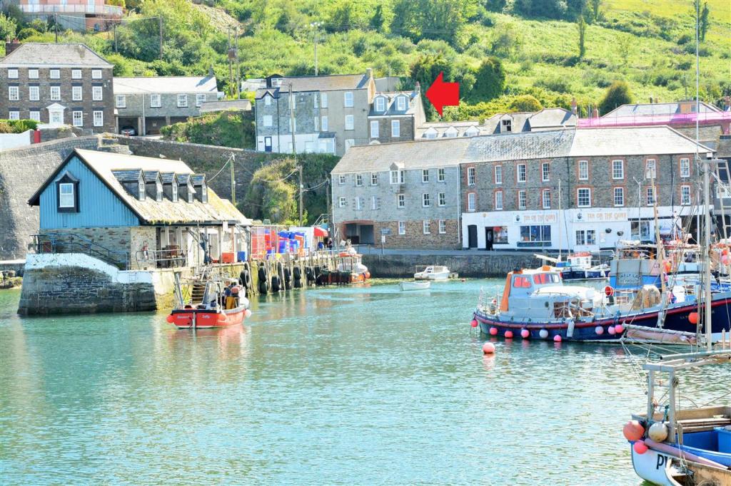 Fabulous 2 Bedroom Cottage - Outstanding Sea Views