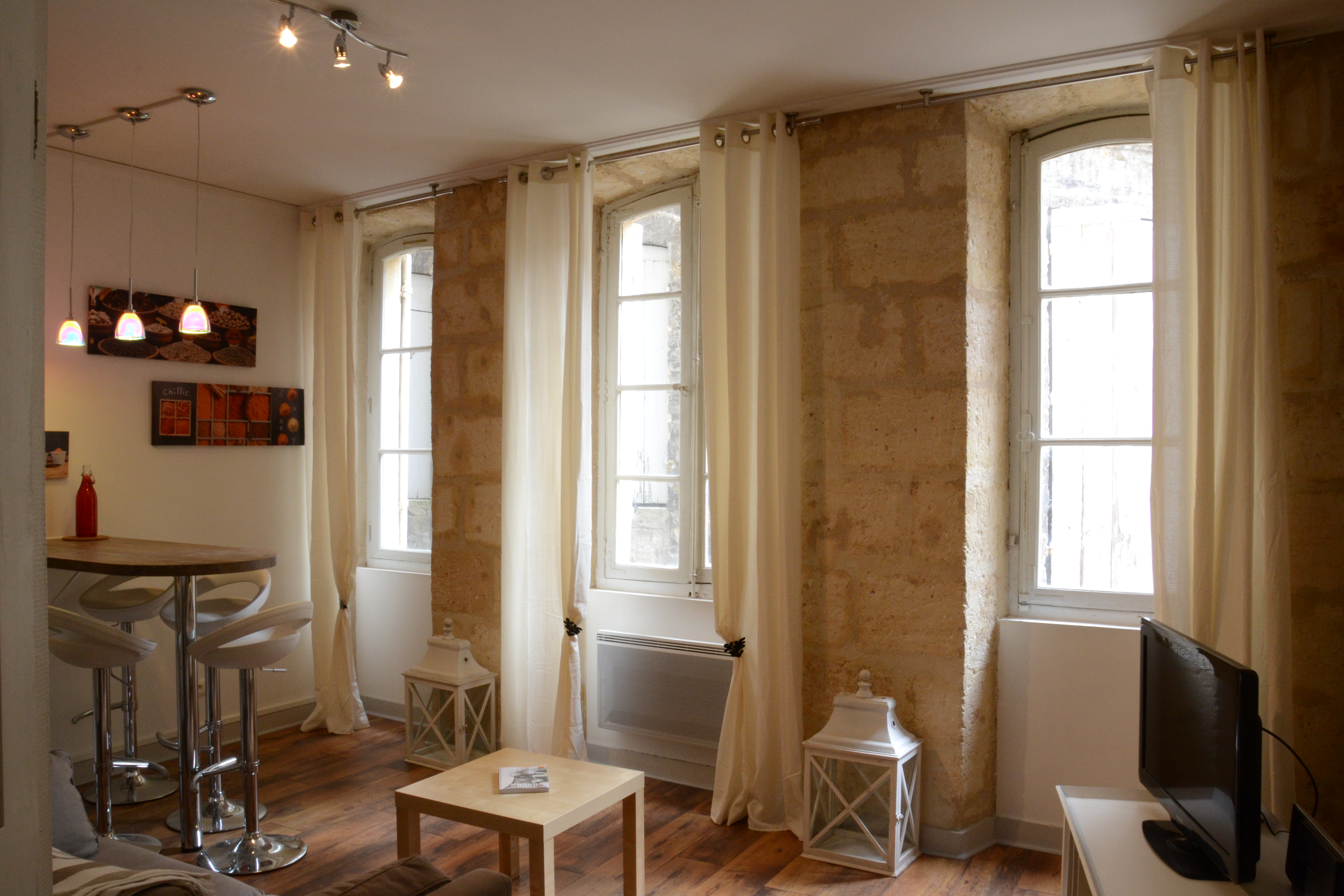 Charme au coeur du Vieux Bordeaux in Centre ville (Bordeaux), Bordeaux