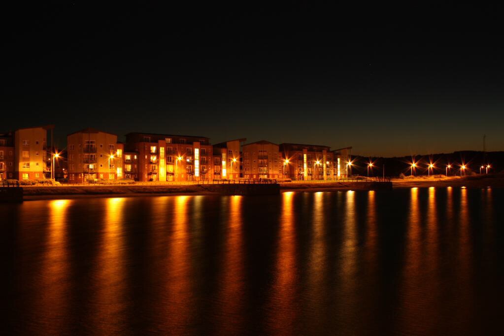 Bay View Apartment Apartments for Rent in Llanelli, Carmarthenshire