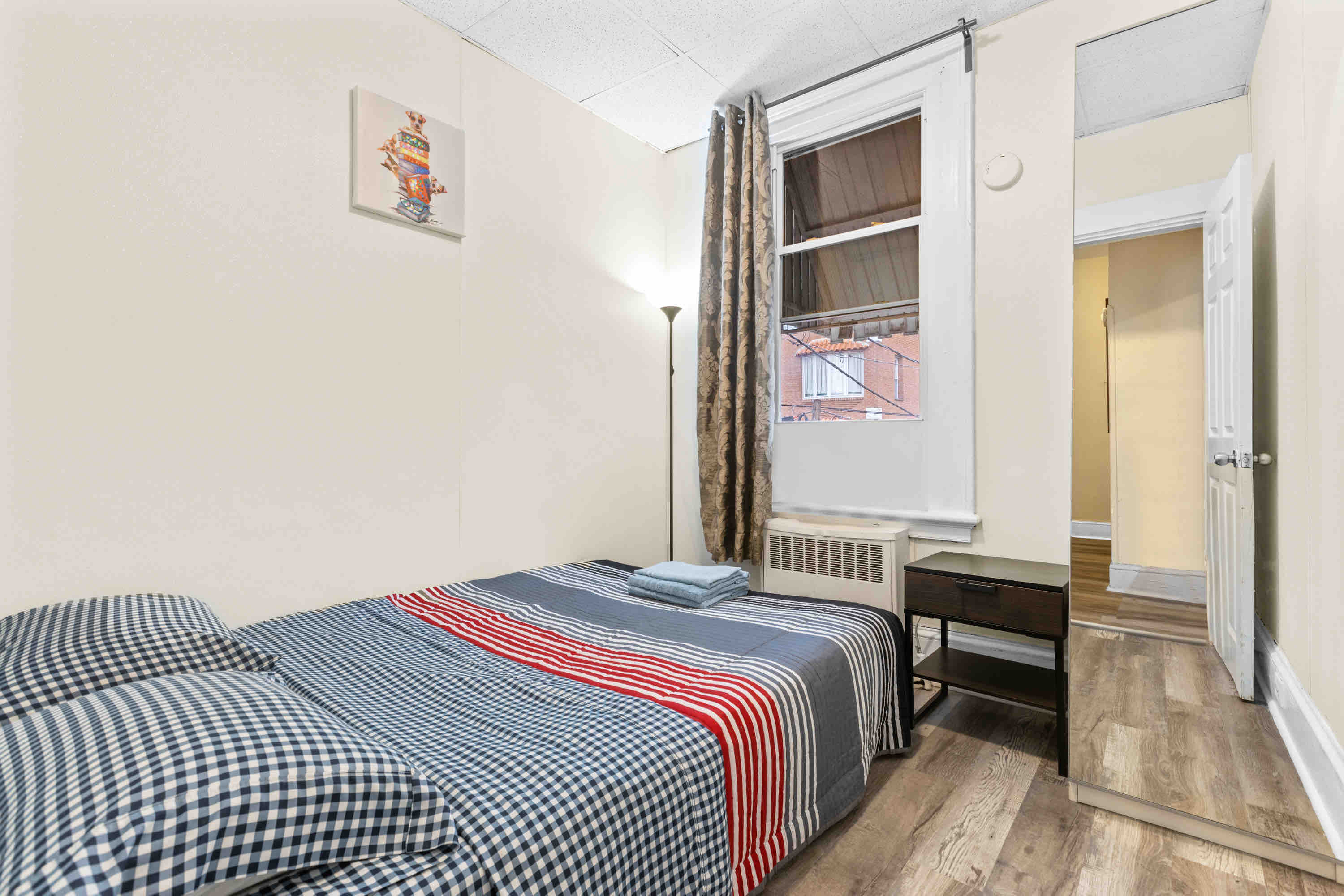 Private Cozy room WiFi 7 min walk PATH min to NYc in Ward C (councilmember Richard Boggiano), Jersey City