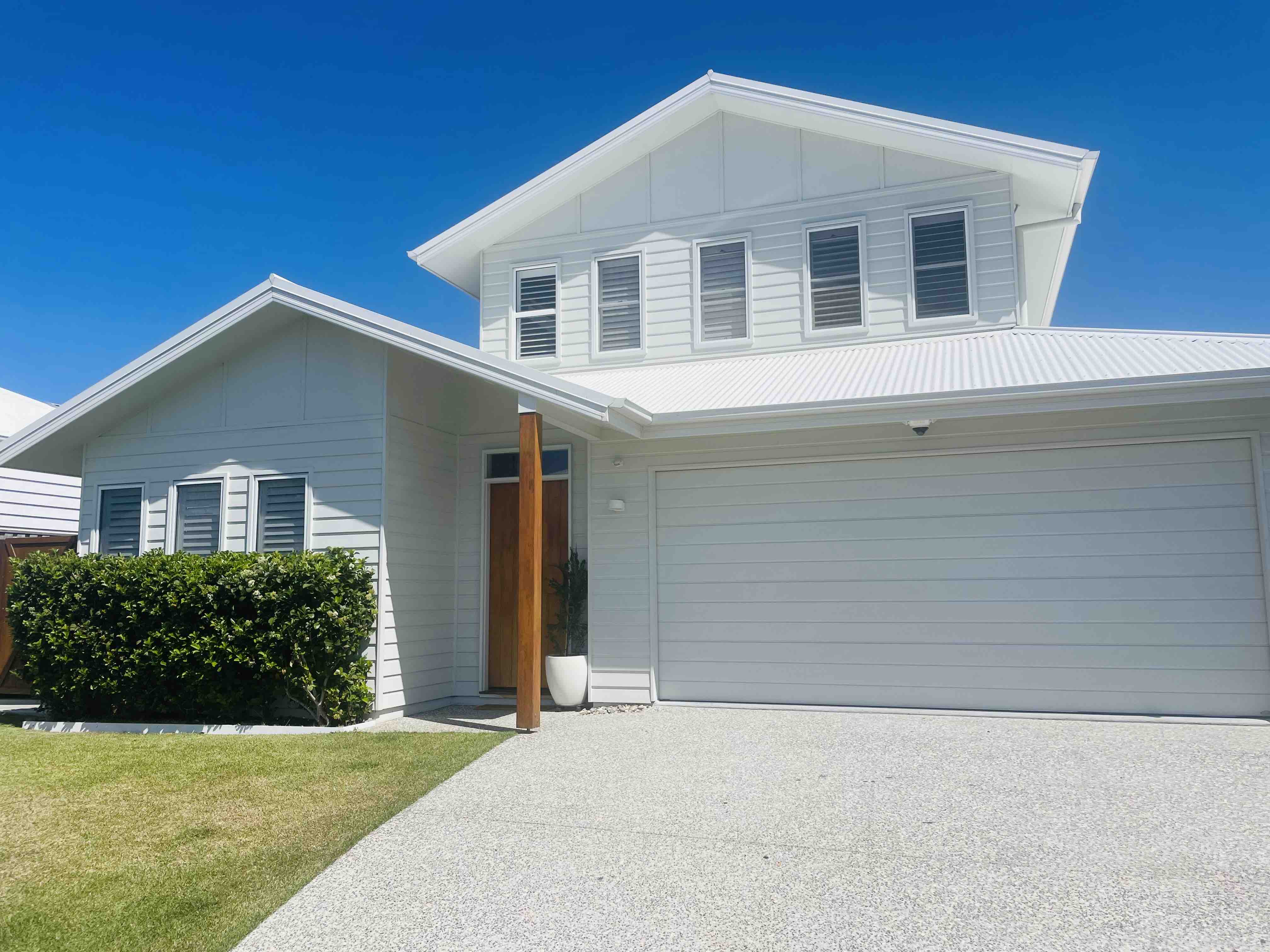 The White House- Beachside Casuarina