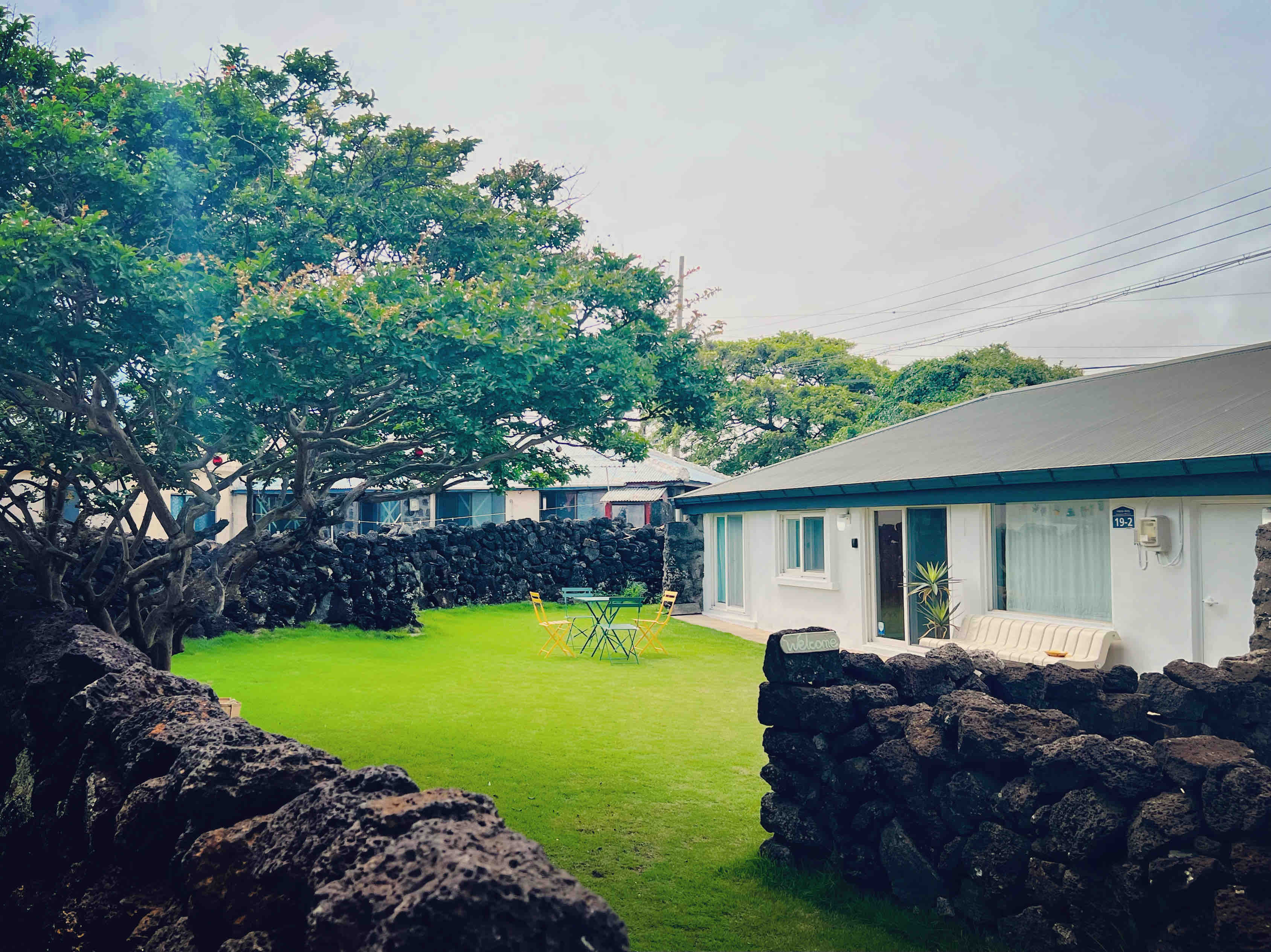 Jeju Traditional Stone House Yeon Yeonpungjin [Private house]