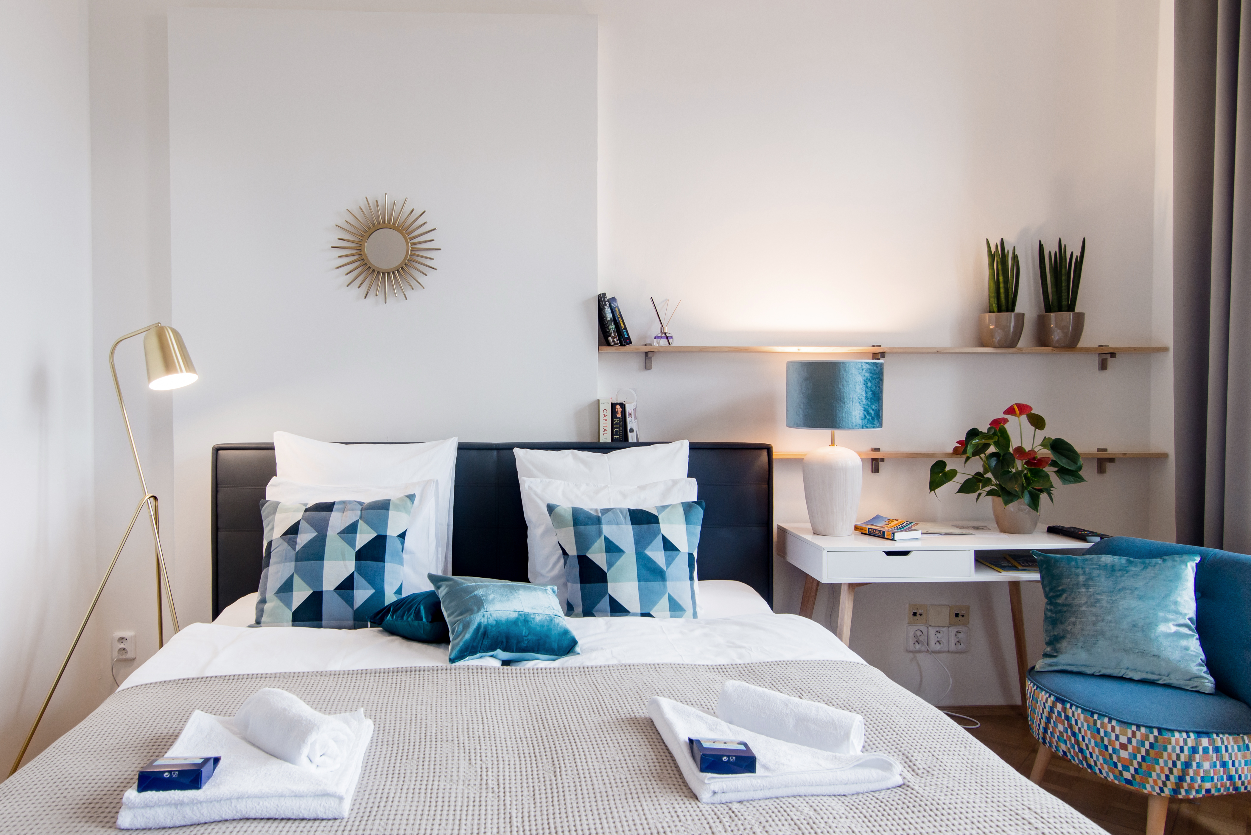Modern Apartment Close to Charles Bridge