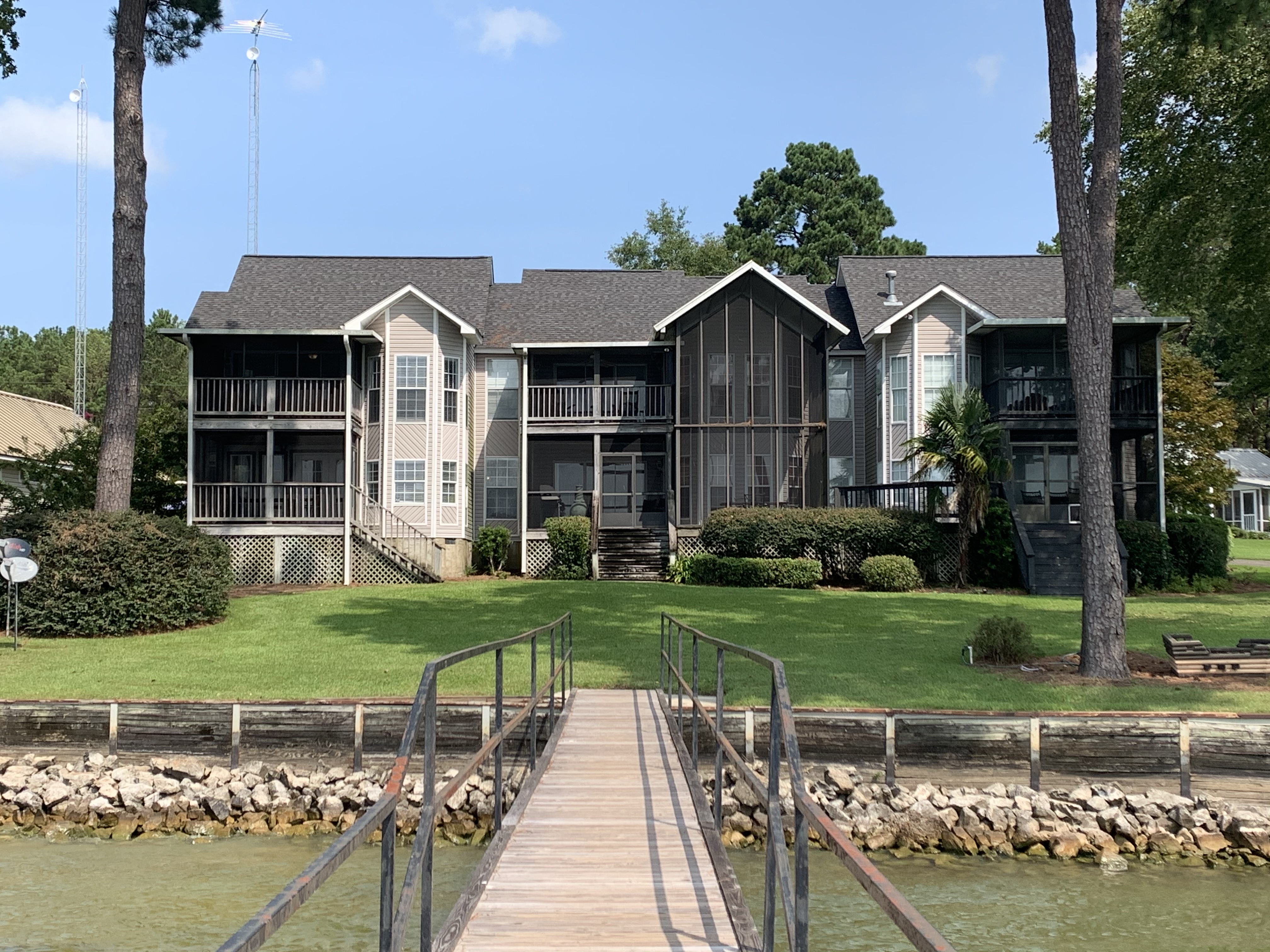 “You had me at Hello” - Best at the lake!