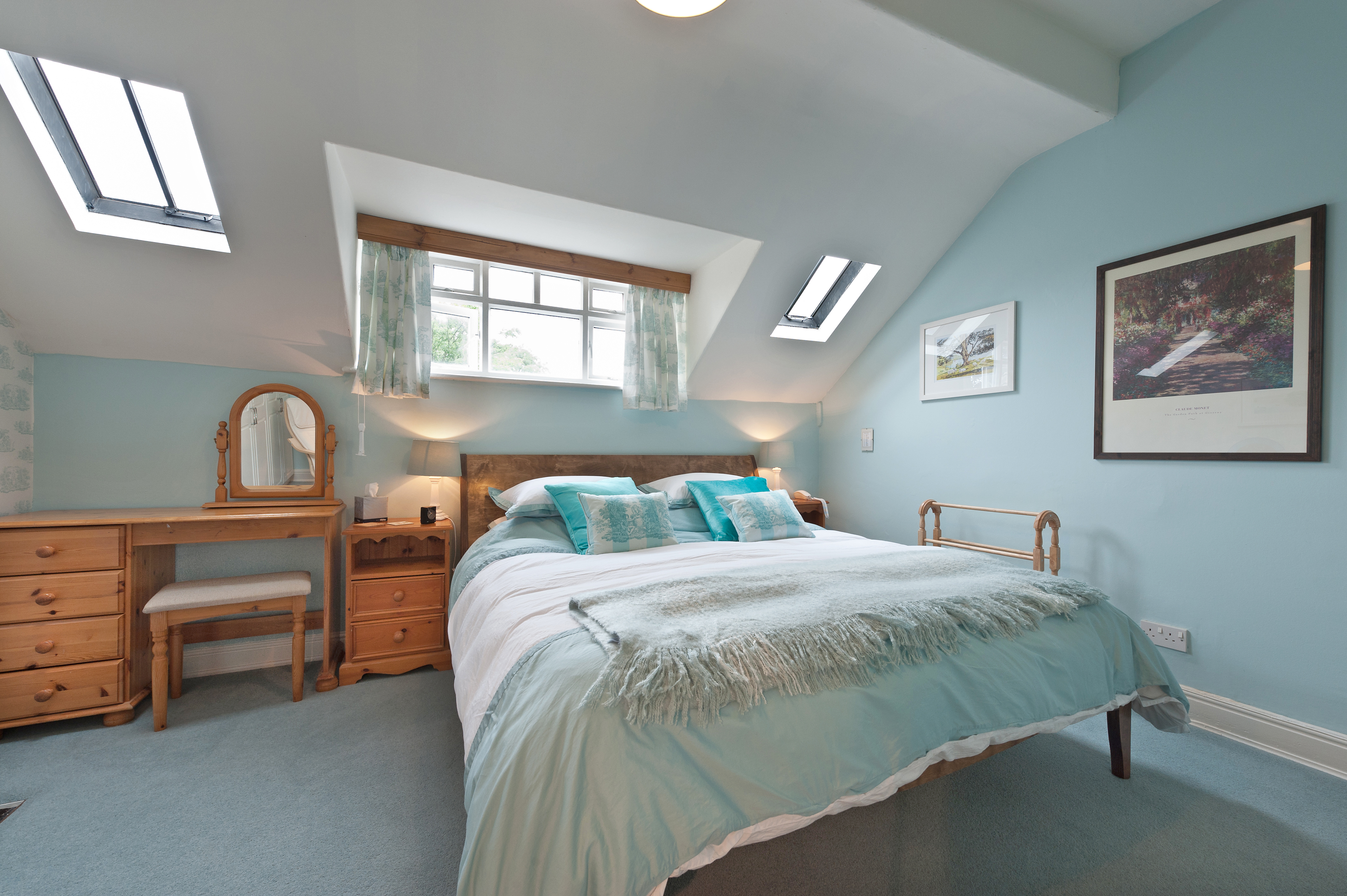 Double Bedroom in Victorian Home (Super King Bed) in Stockport District, Greater Manchester