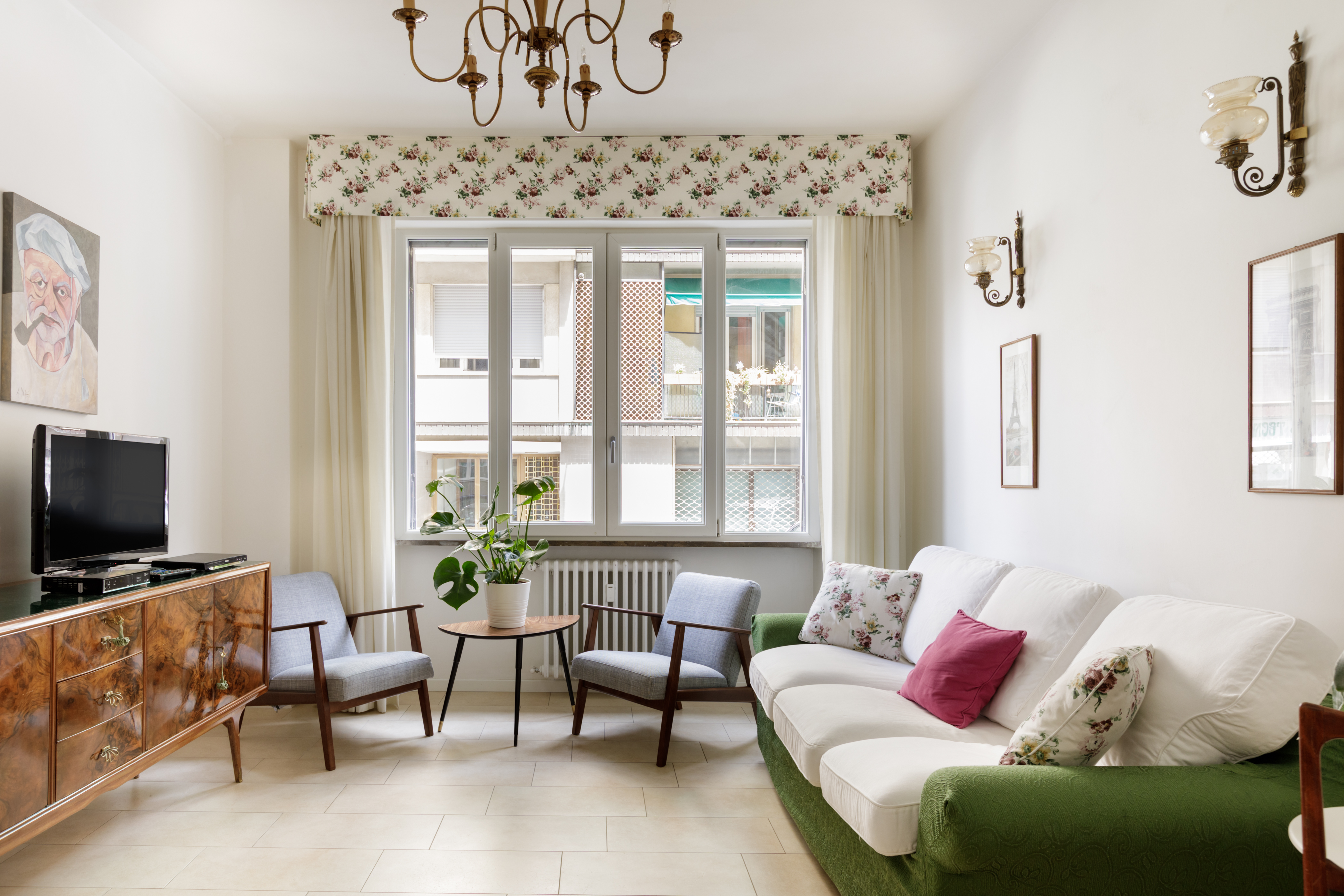 Apt with Wifi, A/C, private parking in Campo di Marte, Florence