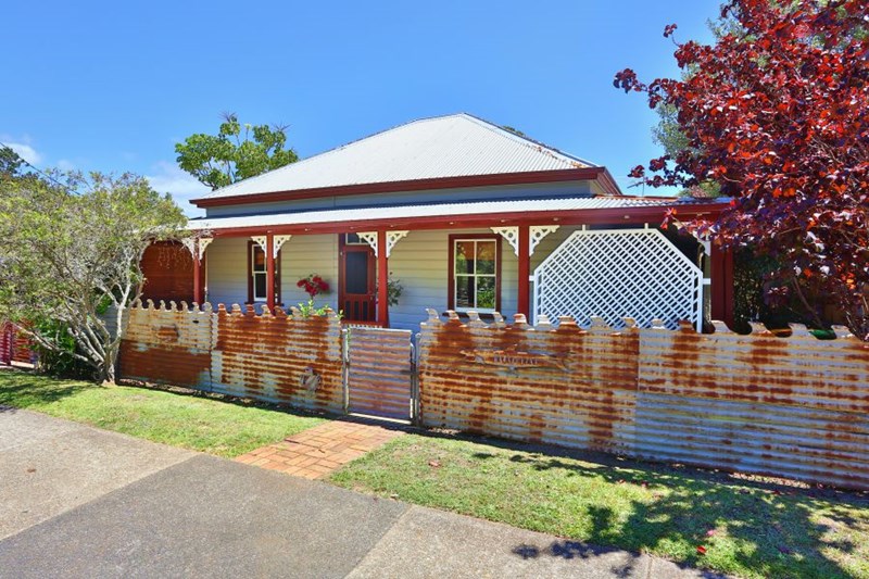 Quaint but quirky period cottage in Nambucca Valley, Mid North Coast