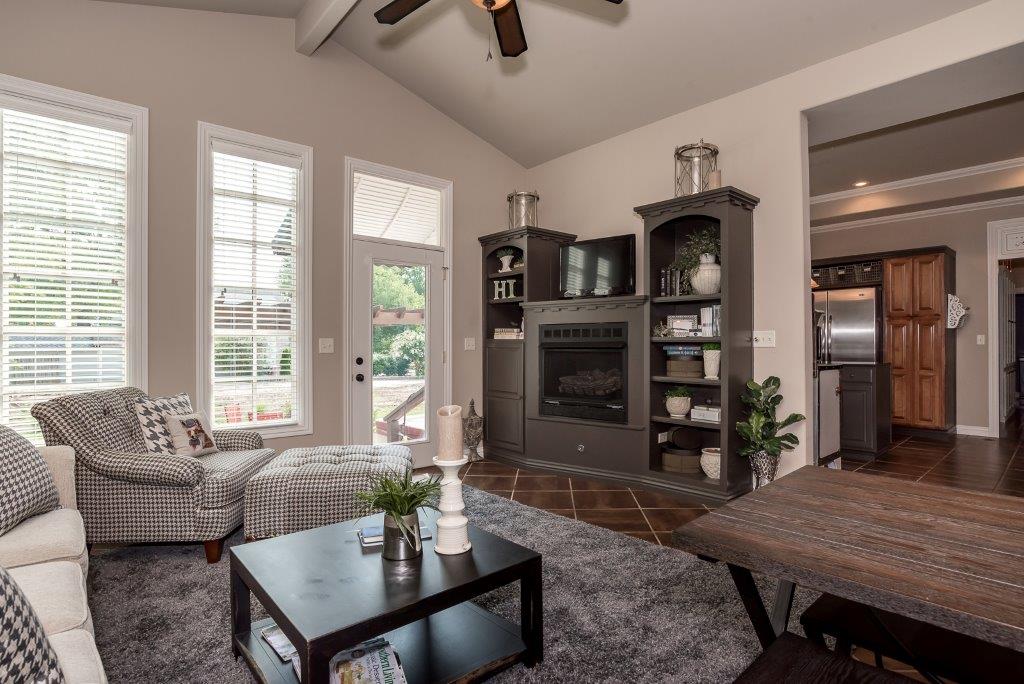 Fifth & "A", intersection of Old & New Bentonville Houses for Rent in