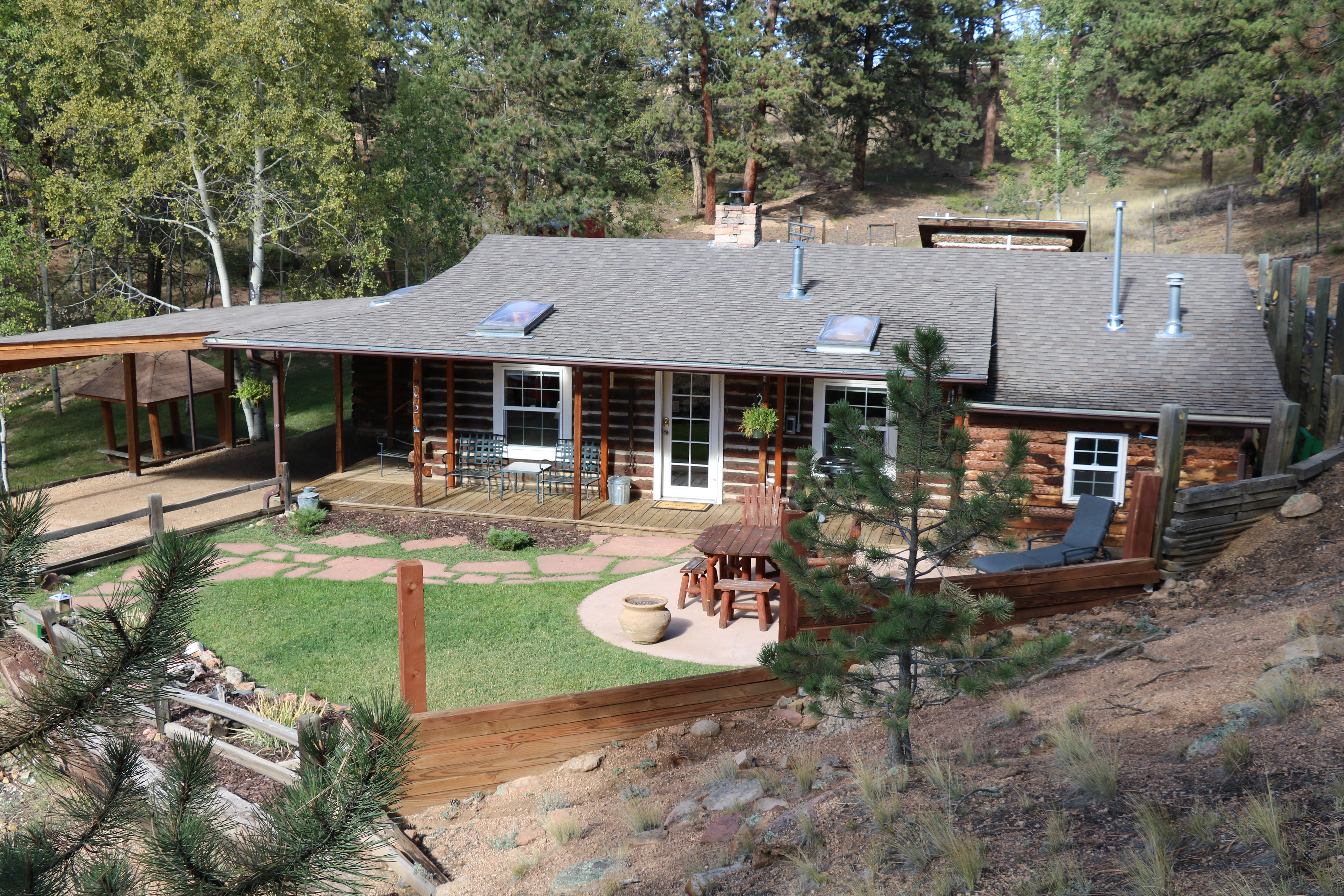 Antlers Cabin on 35 Acre Ranch WIFI