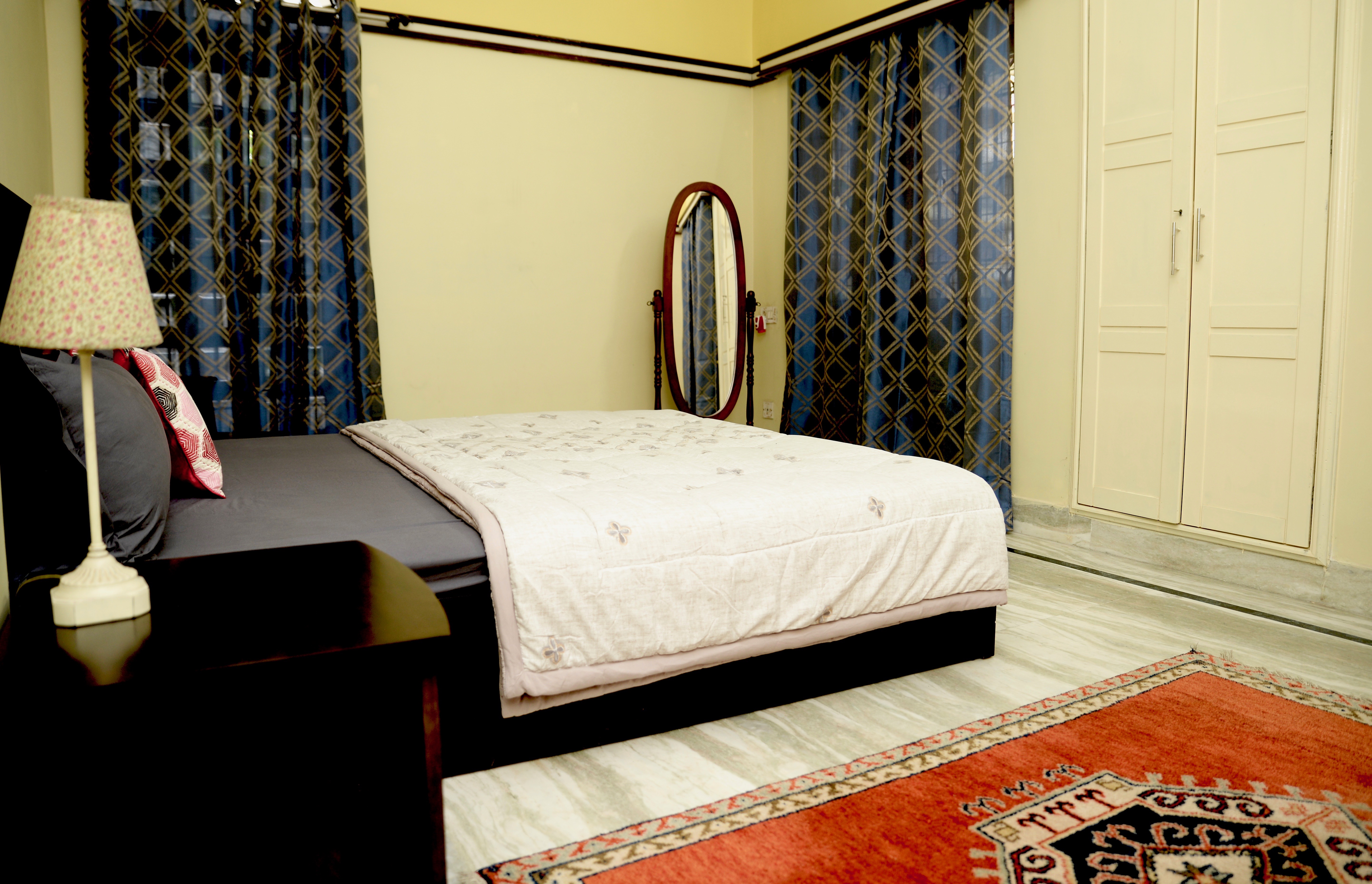 Salt Lake Bnb Kolkata Near Hyatt City Center Mall Houses For Rent In Kolkata West Bengal India