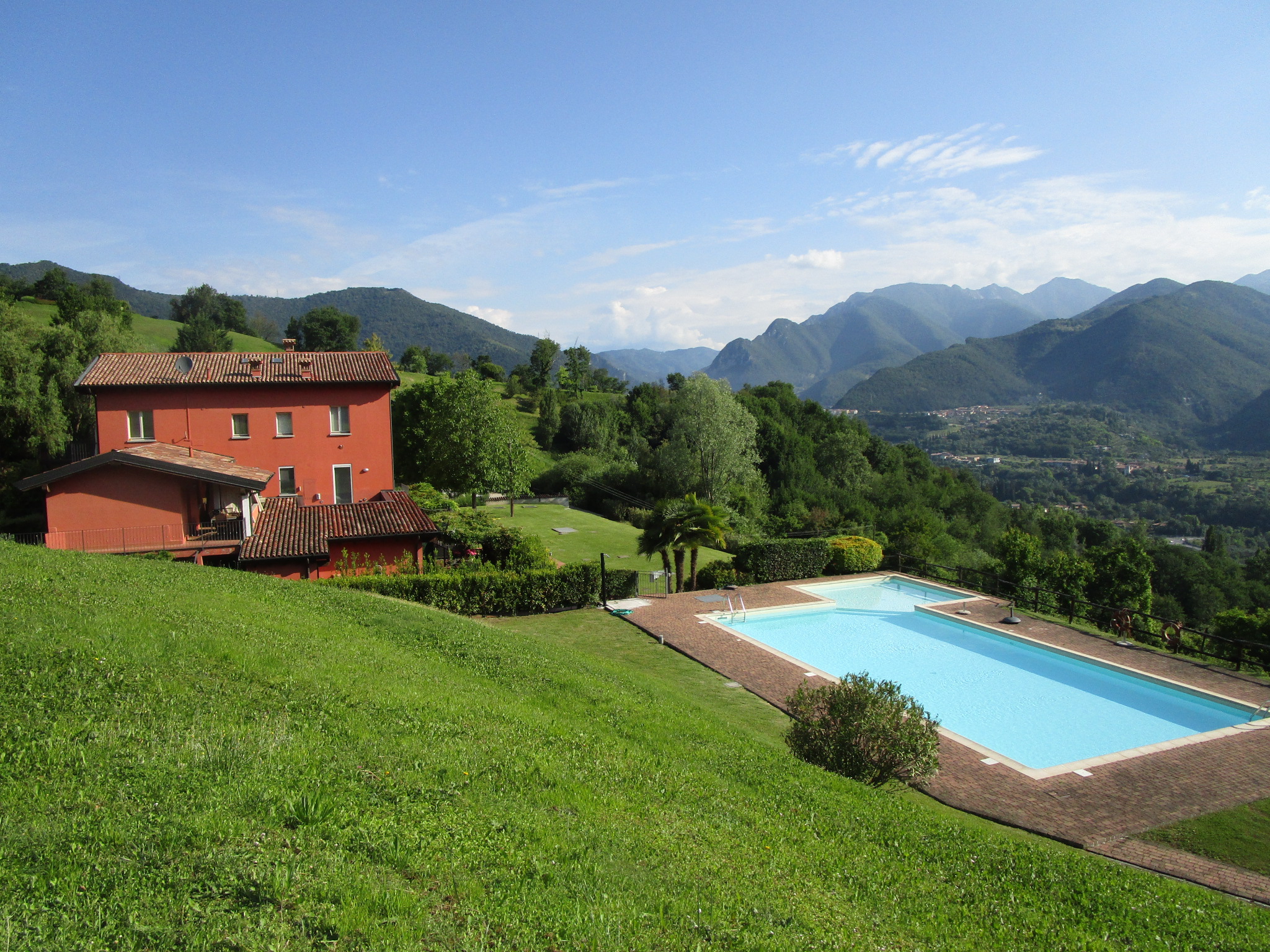 Modern Apartments For Rent Lake Garda Italy with Simple Decor