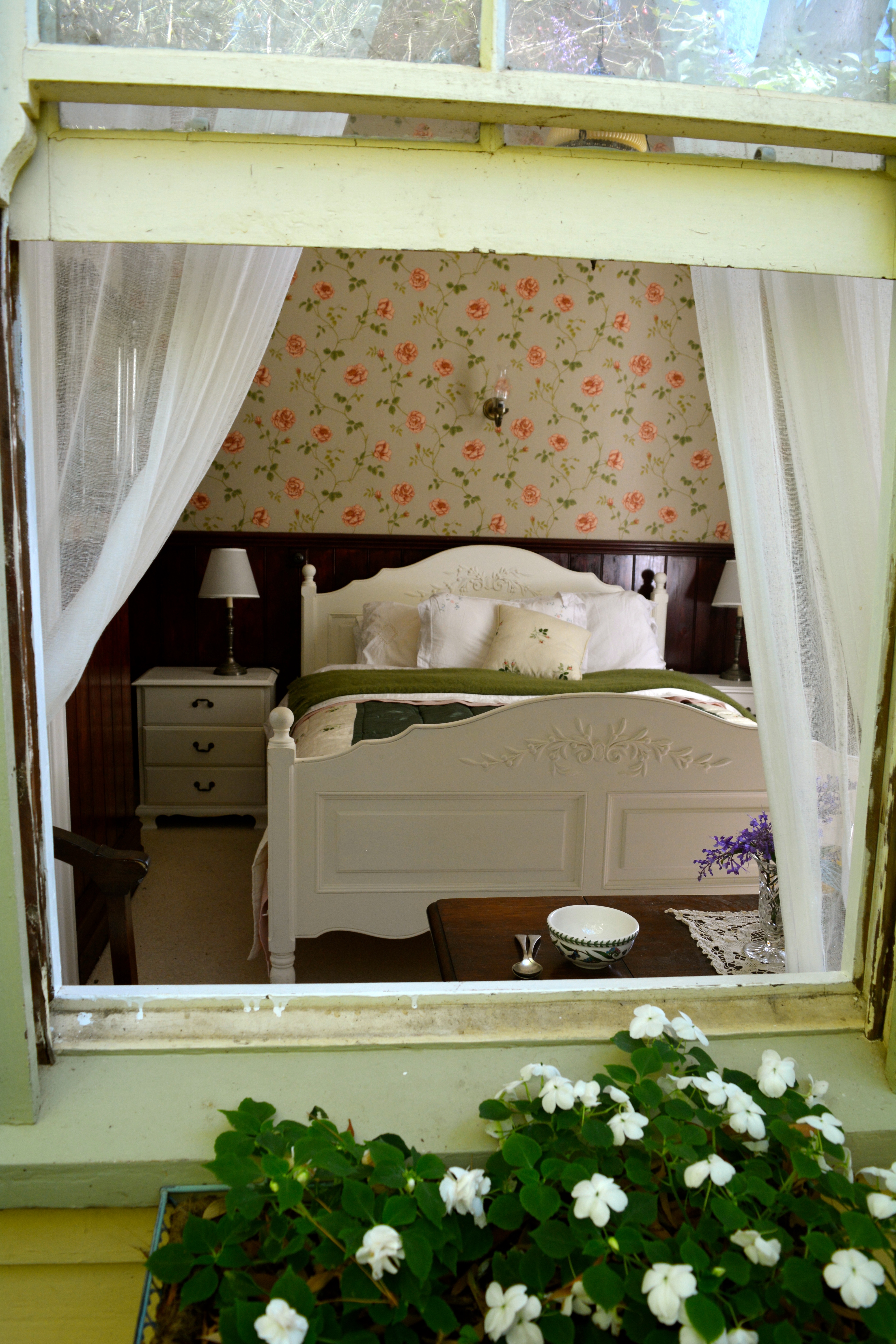 Charming pioneer cottage