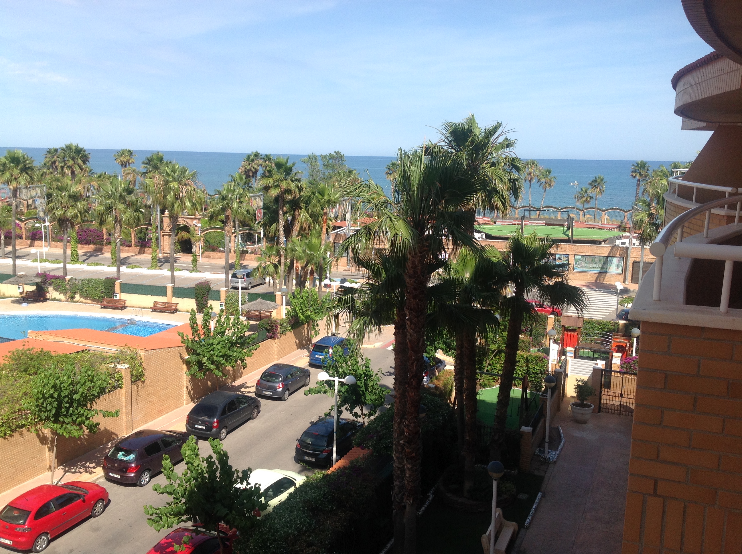 First line with WIFI-Marina Dor-ISLA building