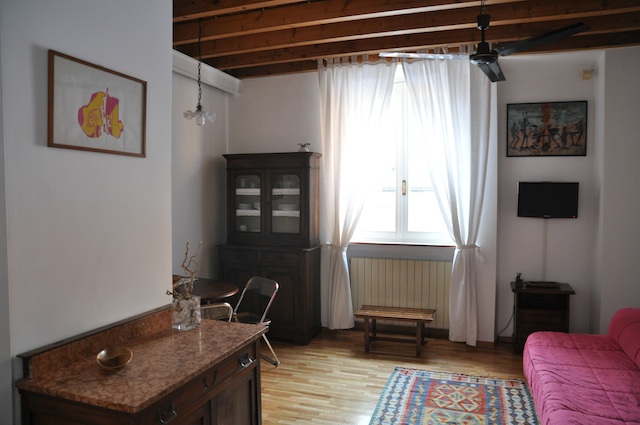 A small cosy flat downtown Milan! in XXII MARZO, Milan