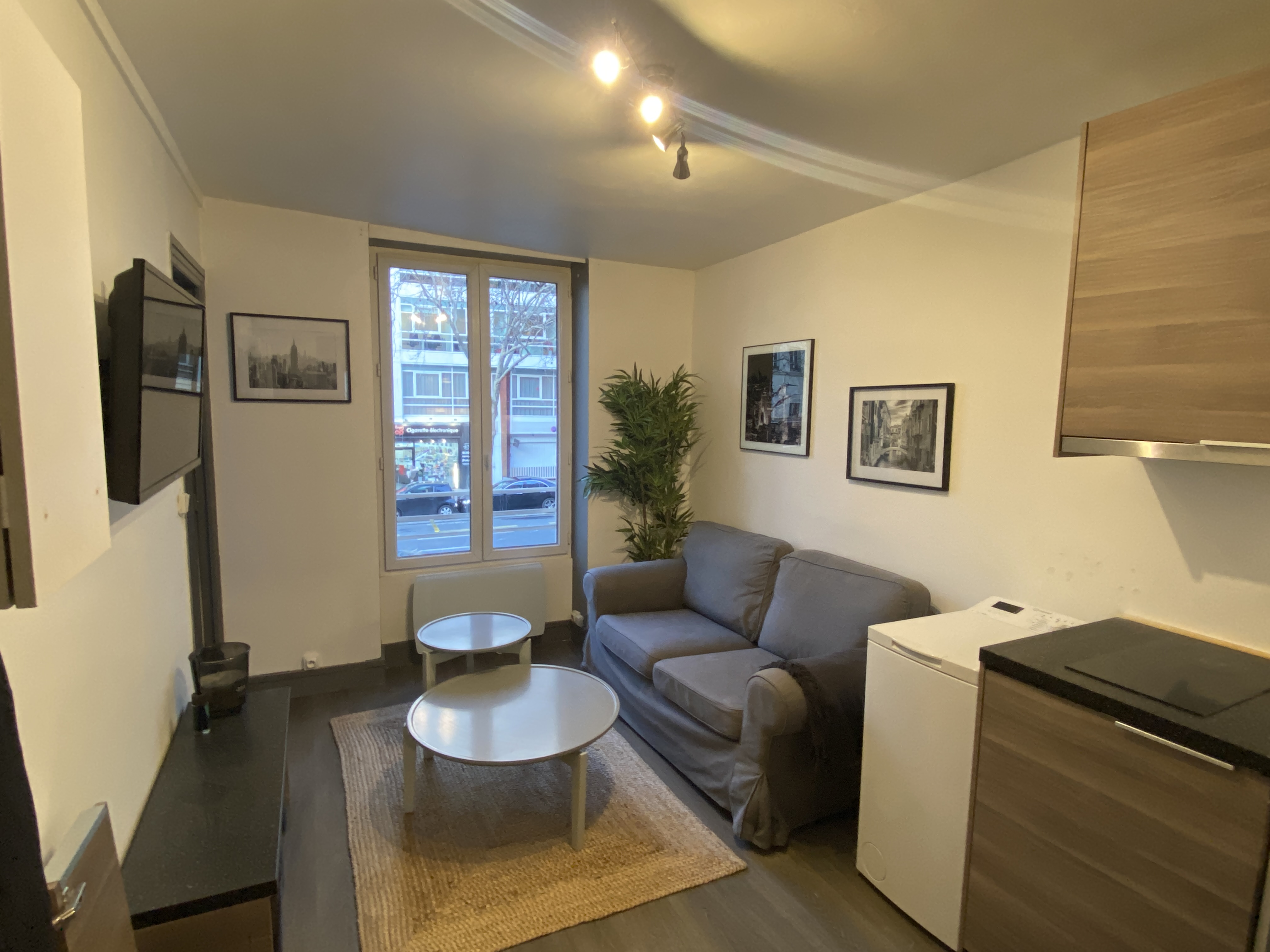 Queen's Nest, Boulogne Billancourt Centre Apartments for Rent in