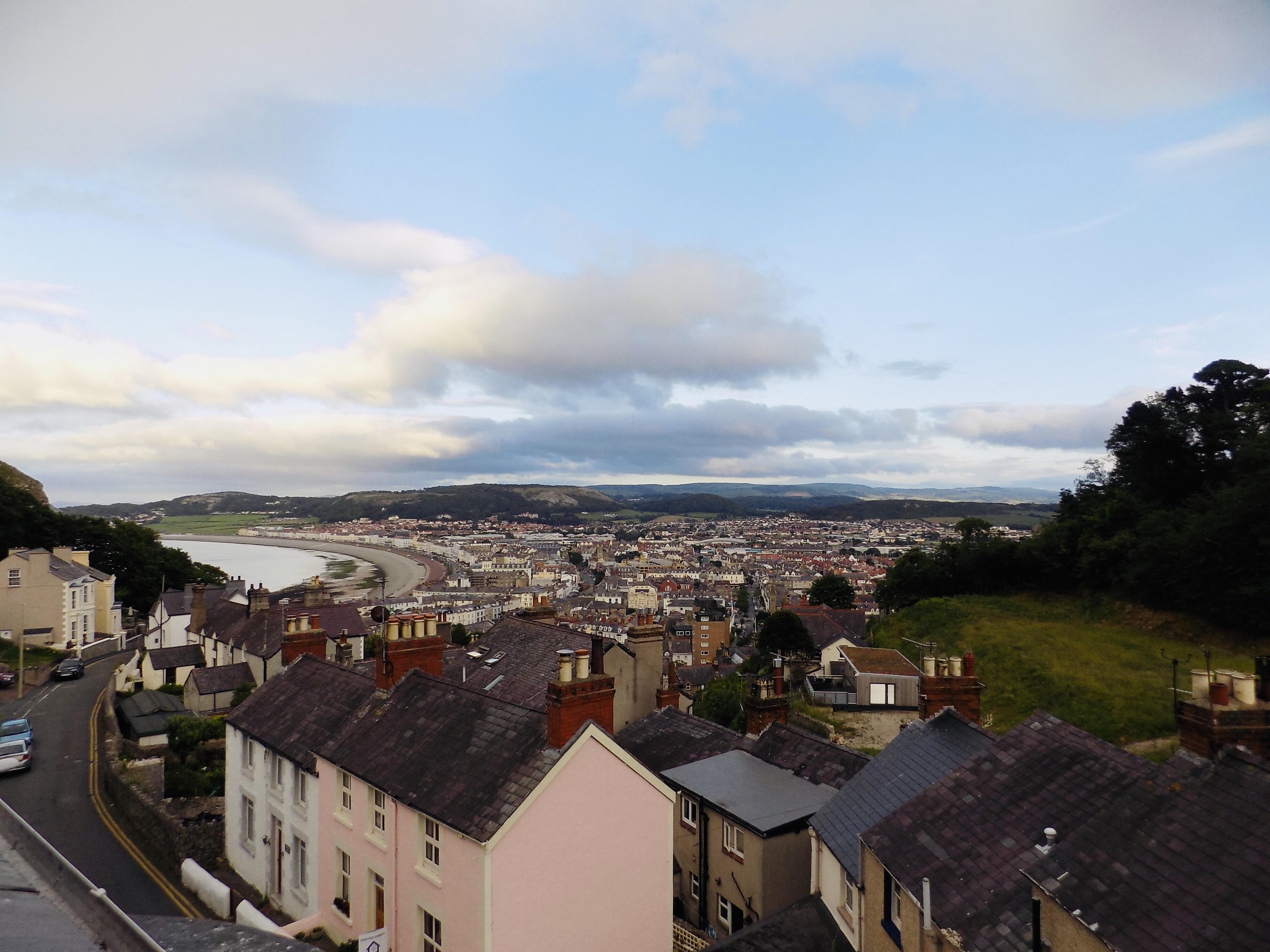 Beautiful Townhouse ⥈ Stunning Views ⥈ Llandudno Cottages for Rent in Conwy Principal Area