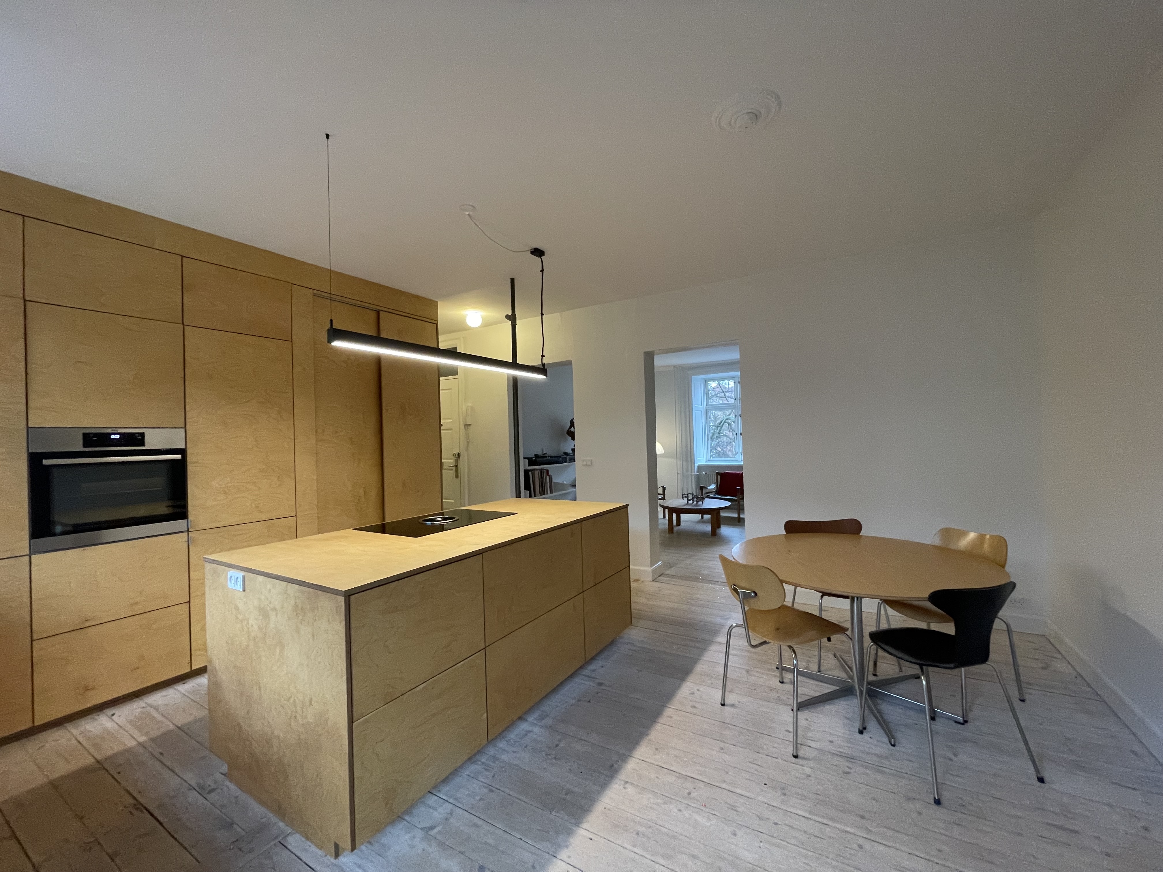 Bright apartment - two balconies - best location in Nrrebro, Copenhagen