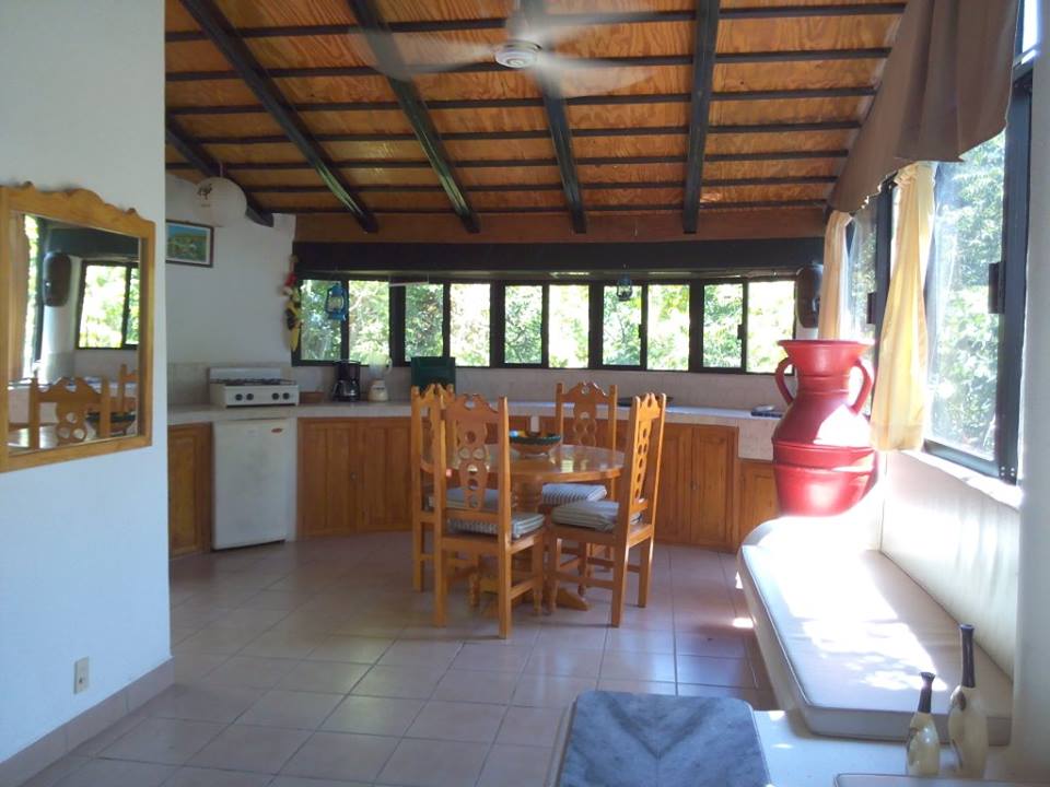 Beautiful bungalow ocean views!!