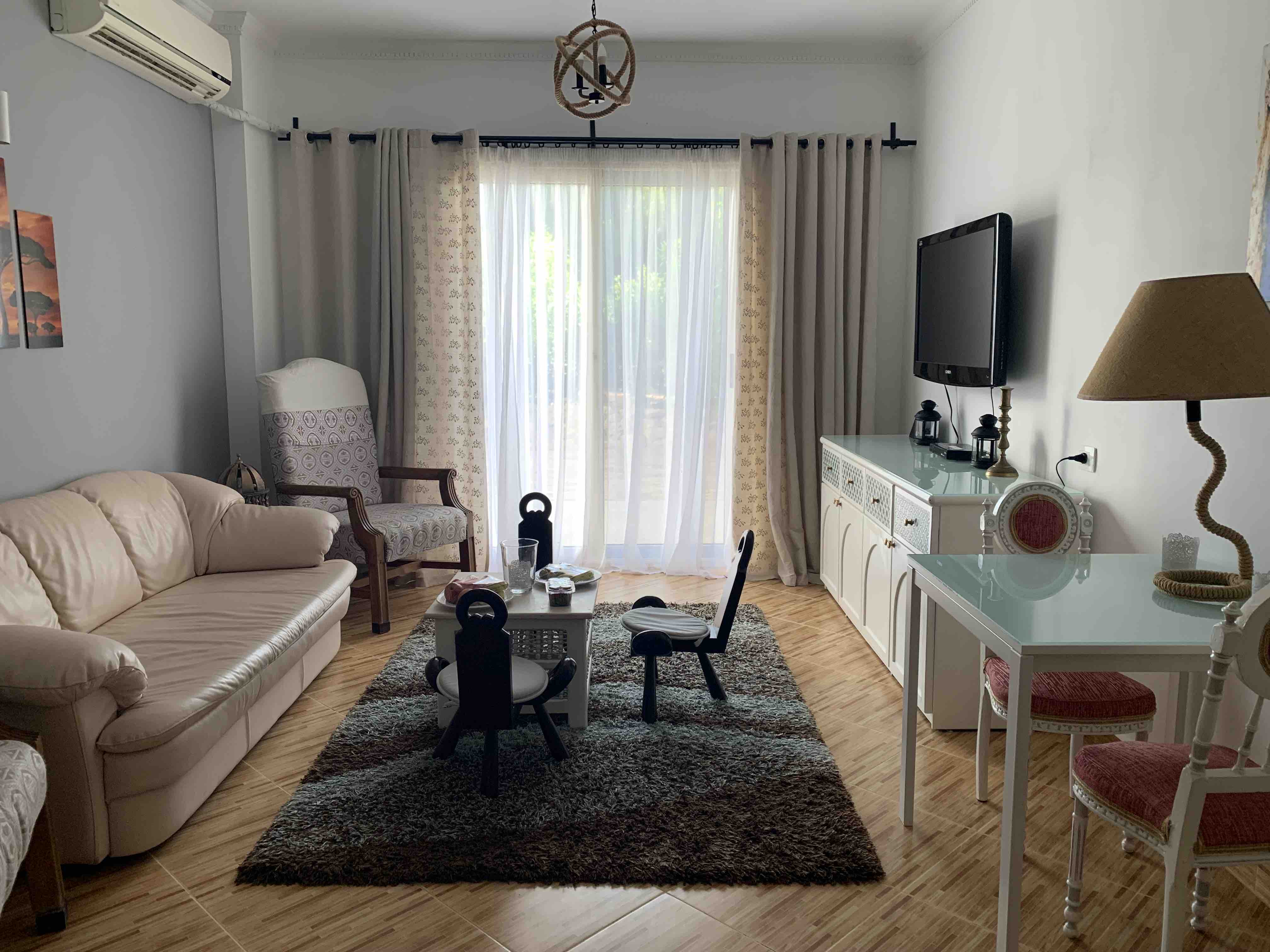 Ritz Carlton luxury 1 bedroom apartment