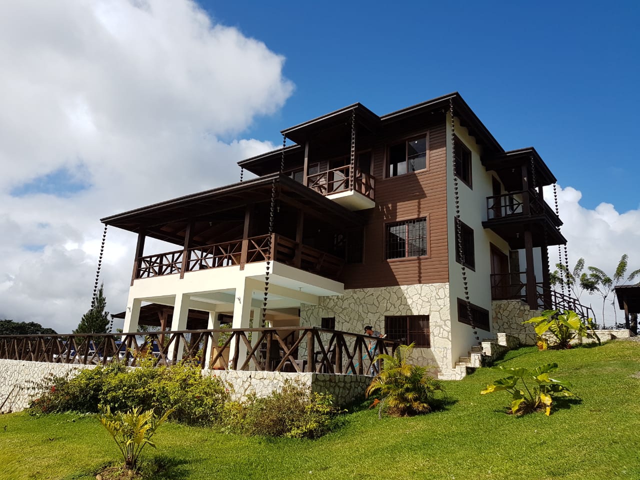 Luxury Villa in Jarabacoa Villas for Rent in Jarabacoa, Dominican