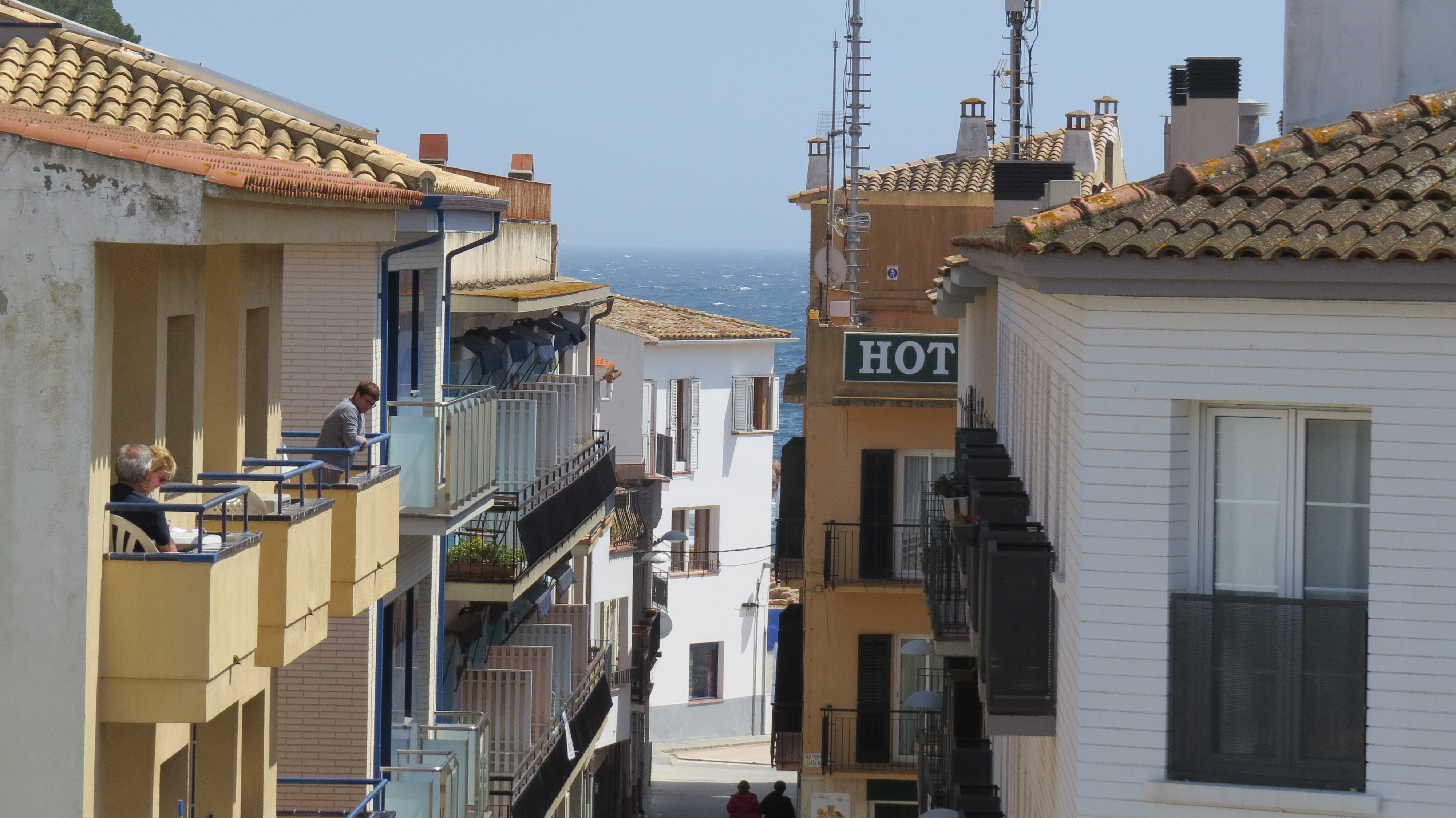 Tamariu with Parking (bathroom renovated in 2024