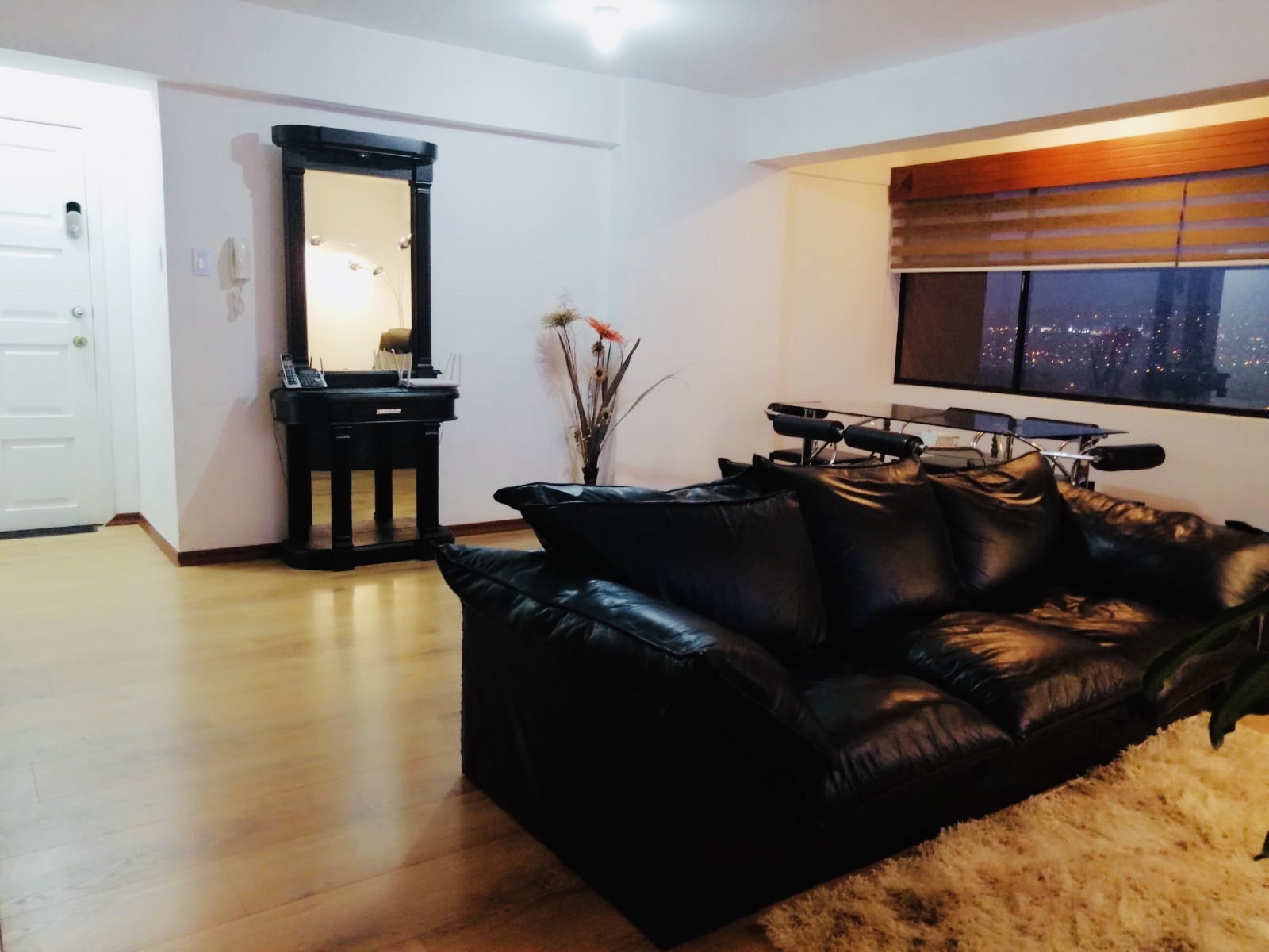 LUXURY FULL APARTMENT Quito Ecuador vista hermosa Apartments for Rent