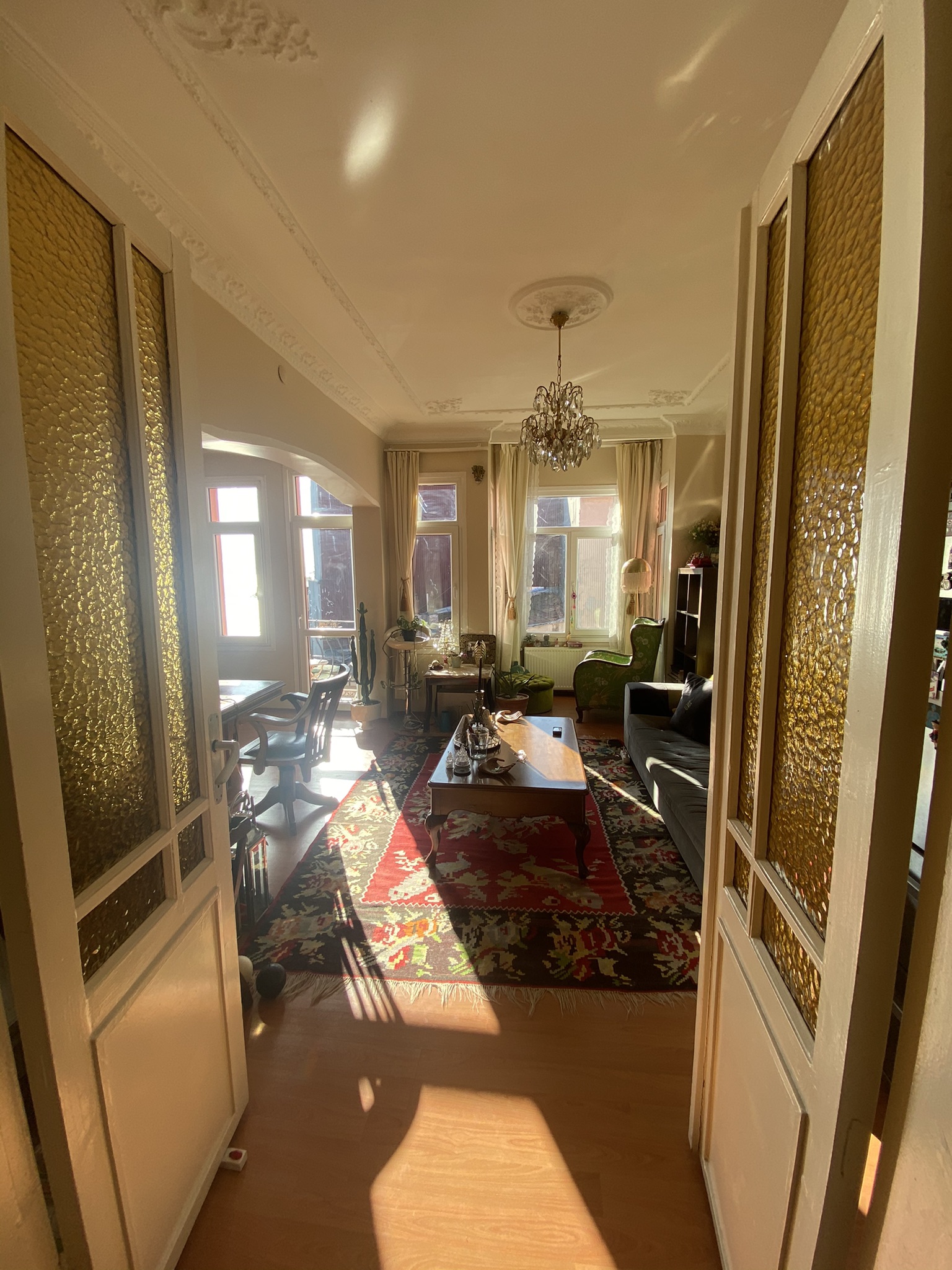 Great location, hip neighbourhood, lovely Cihangir