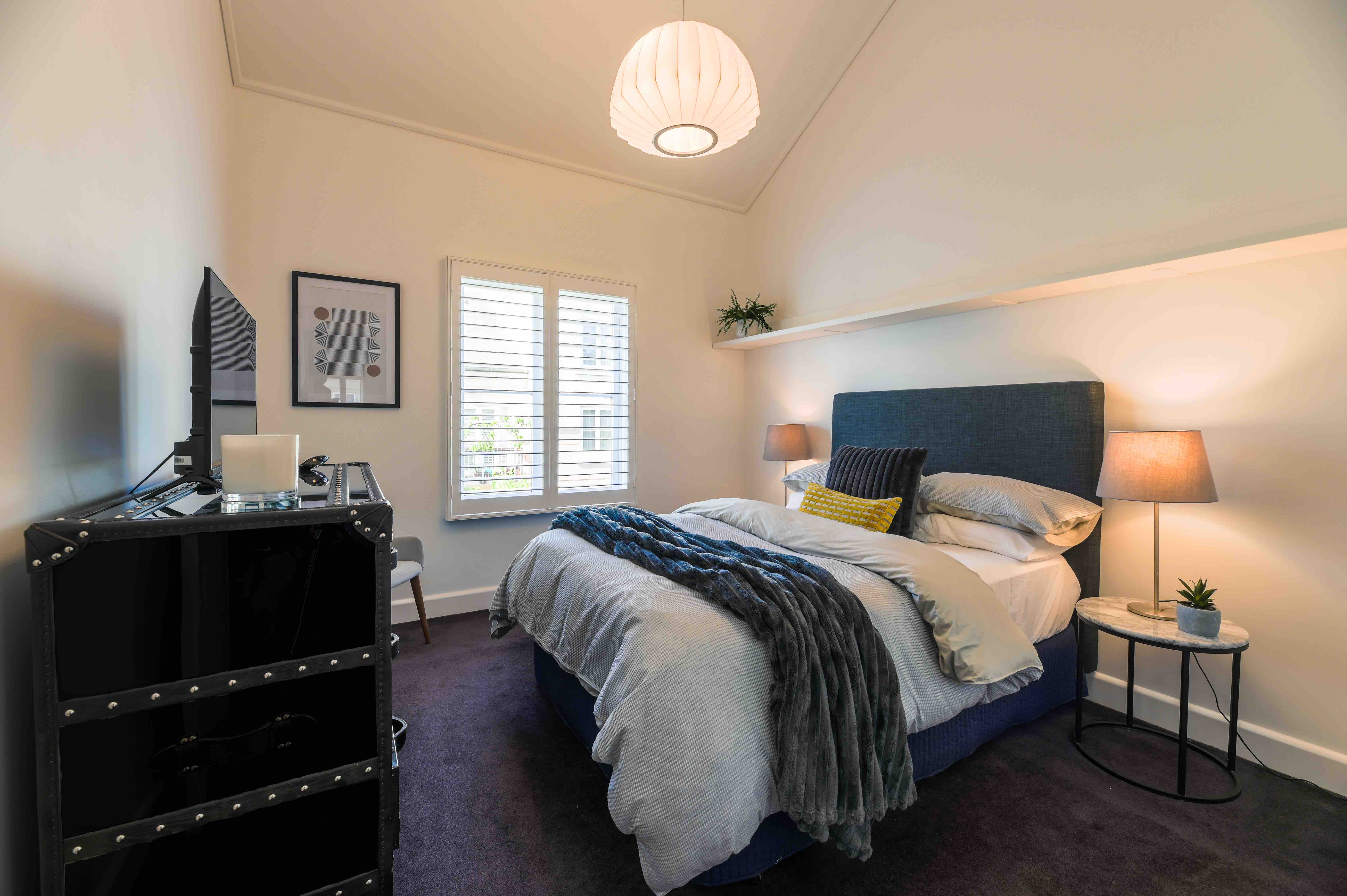 Beautiful CBD Location