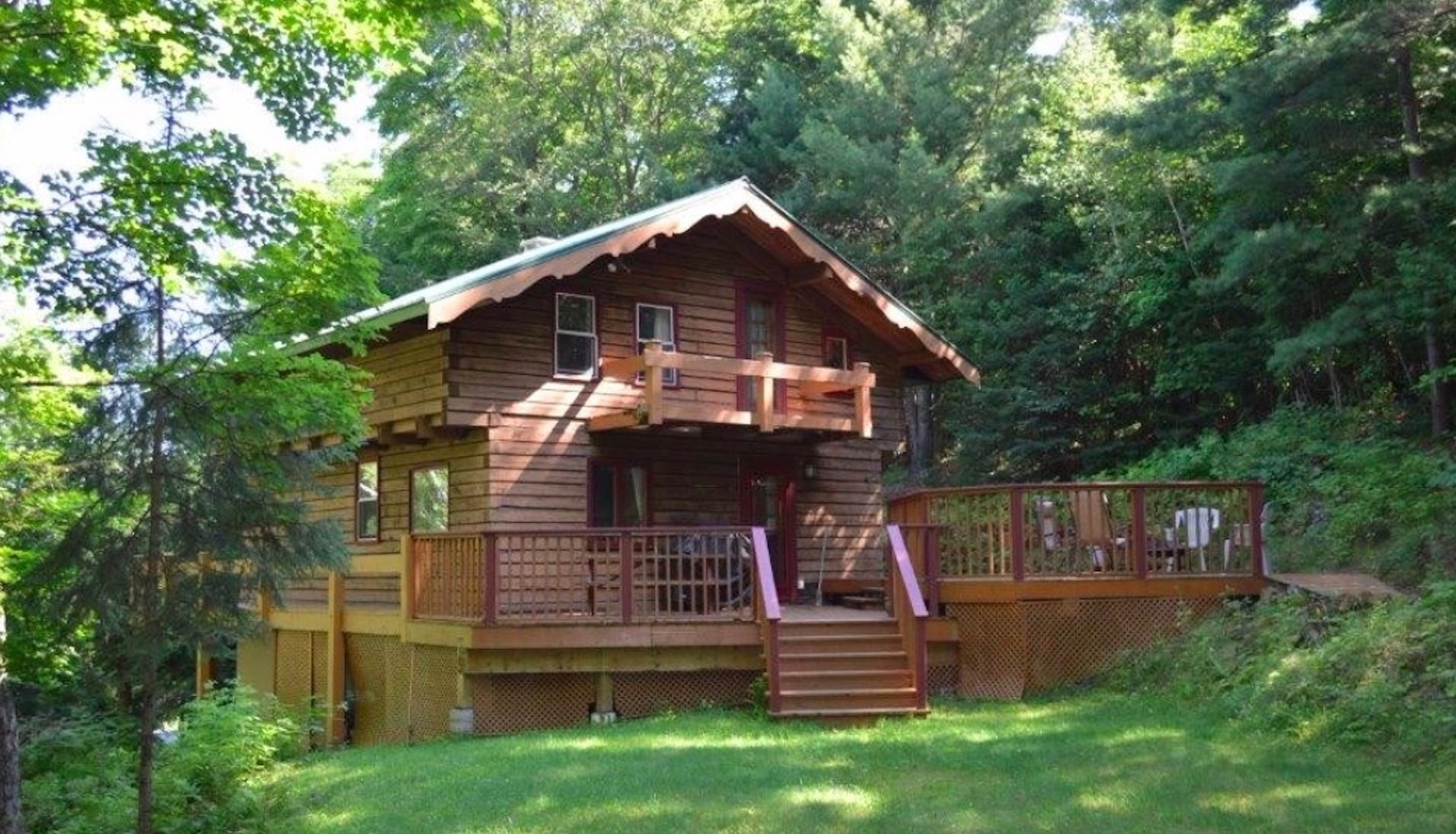 The Eagle's Nest Chalets for Rent in Eagle Lake, Ontario, Canada