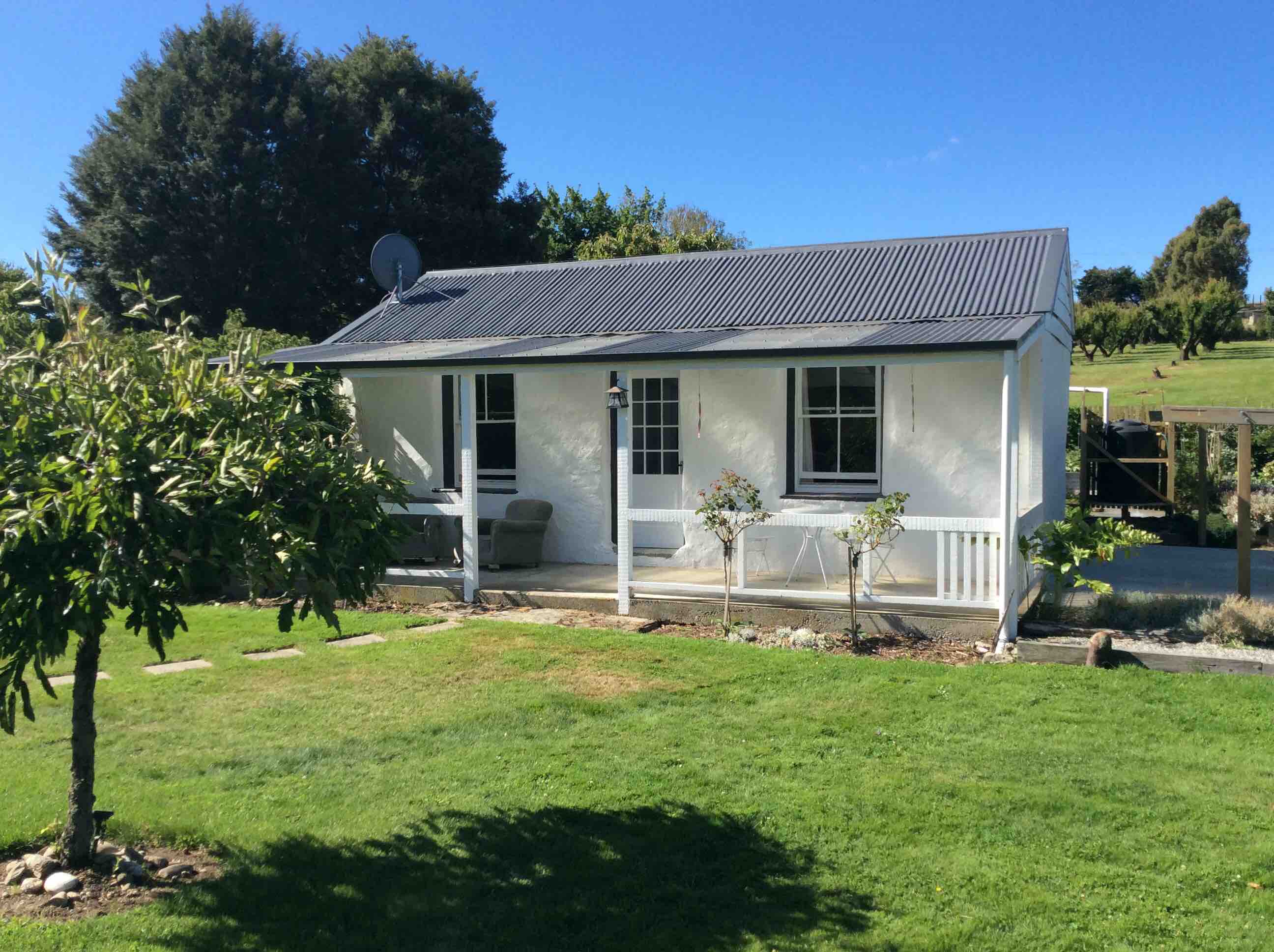 Granny Stringer’s Cottage Cottages for Rent in Roxburgh East, OTA
