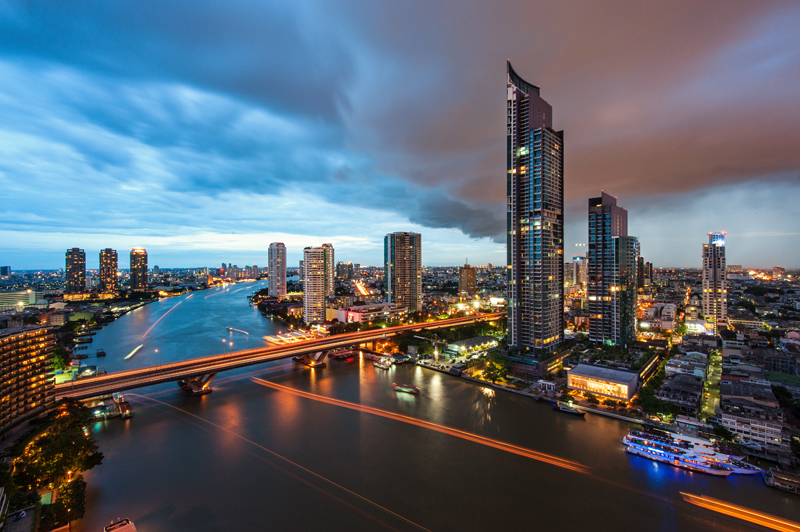 NEW River Condo Center BTS temples in Khlong San, Bangkok