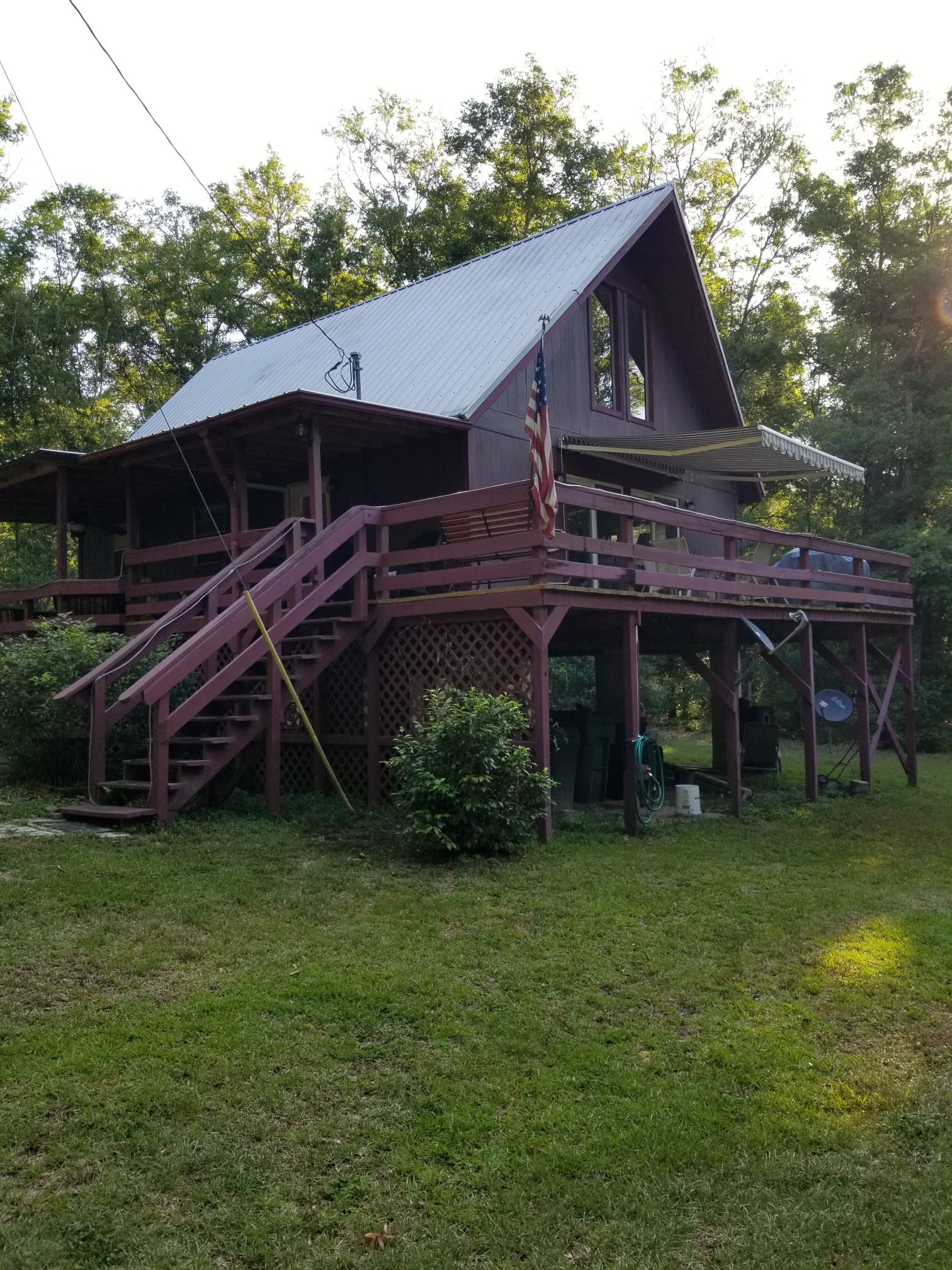 A-Frame with Rainbow River access via Com. Park