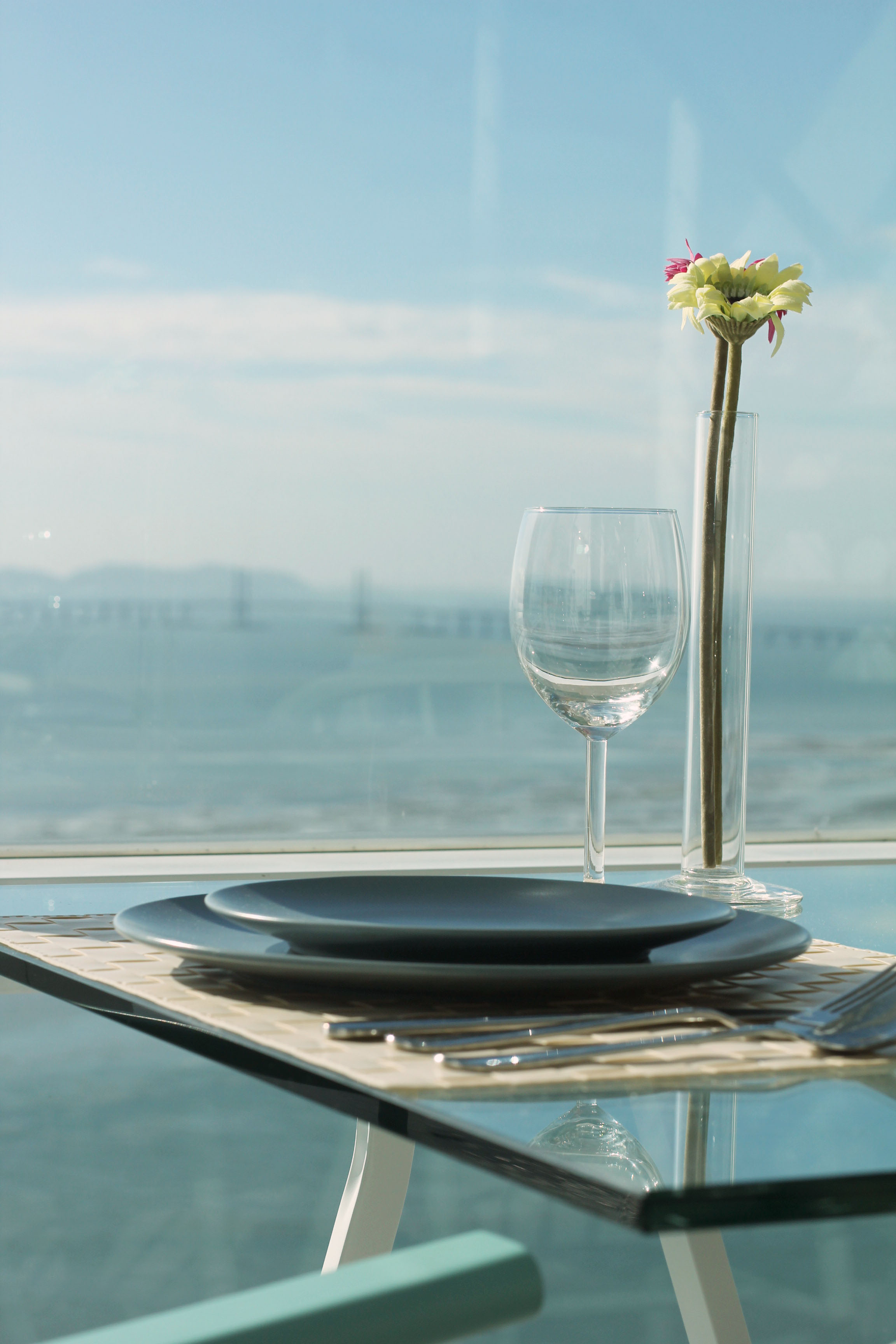 Maritime Full Seaview Duplex Suites                     Condominiums for Rent