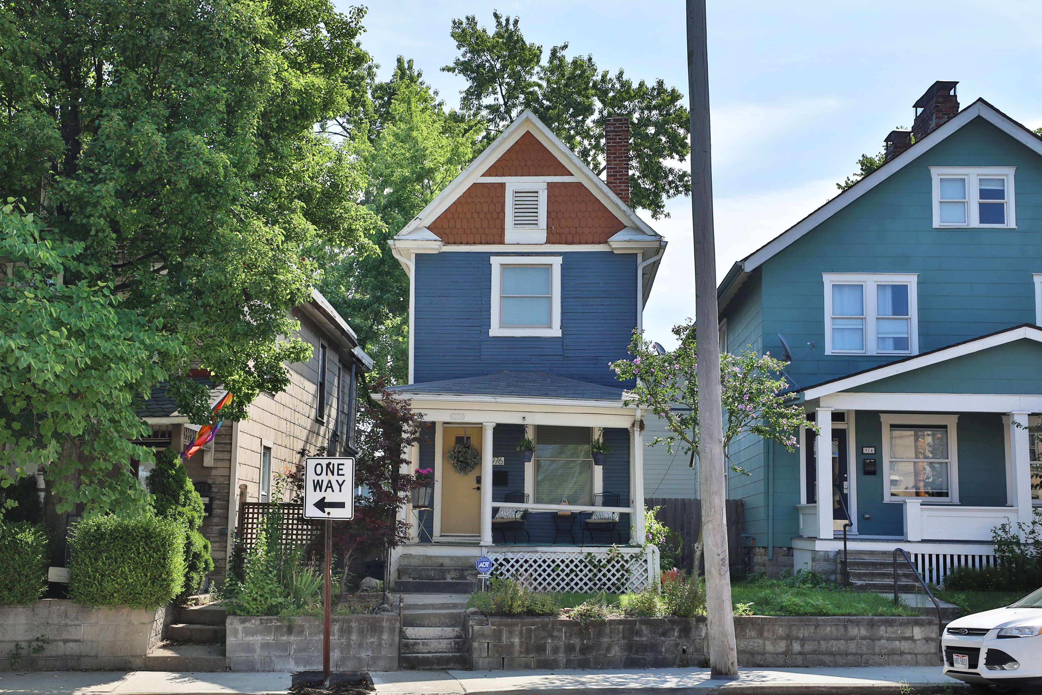 Tiny Blue House! Close to Short North & Downtown! - Houses for Rent in