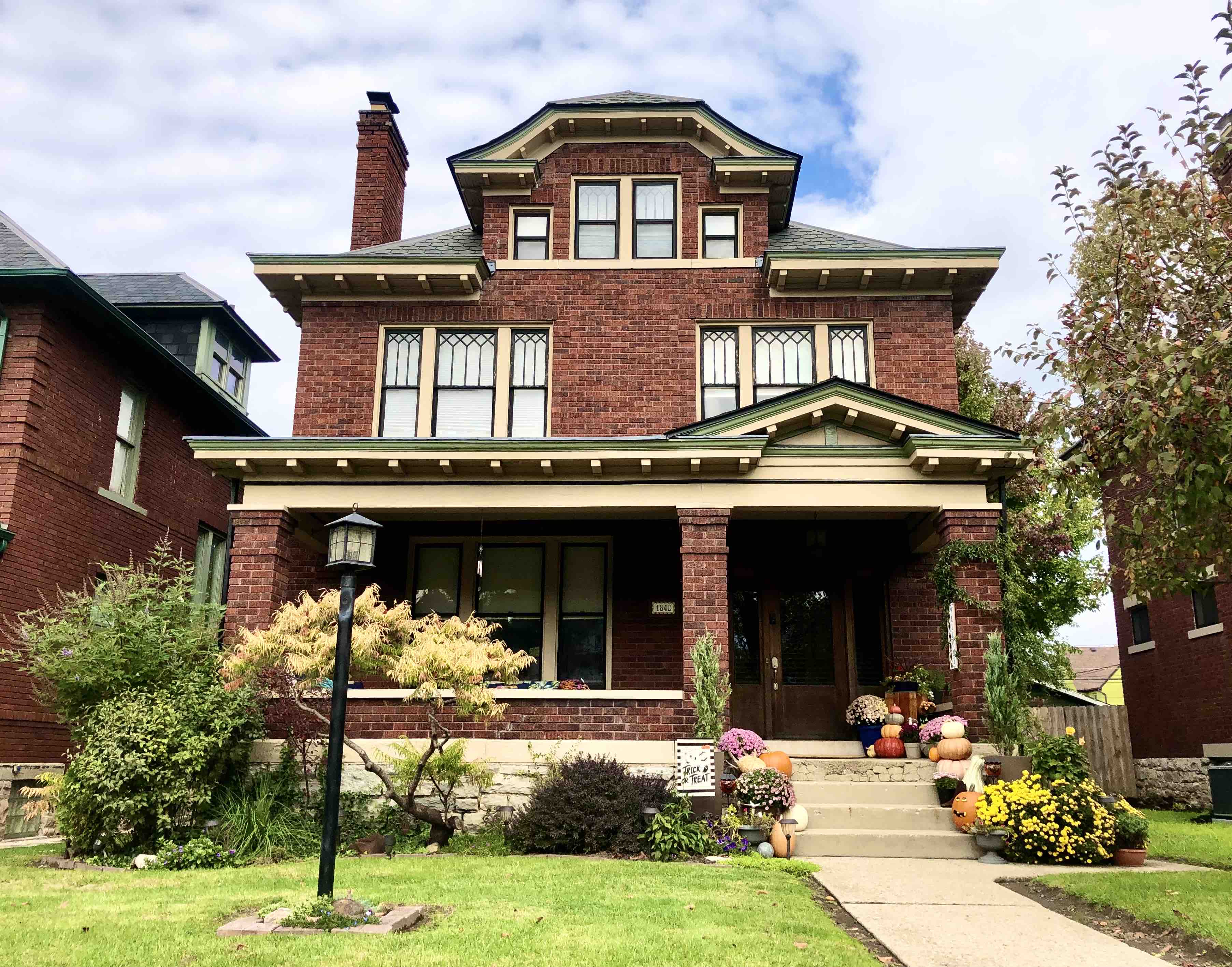 Map Room - Olde Towne/Franklin Park-Historic in Near East, Columbus