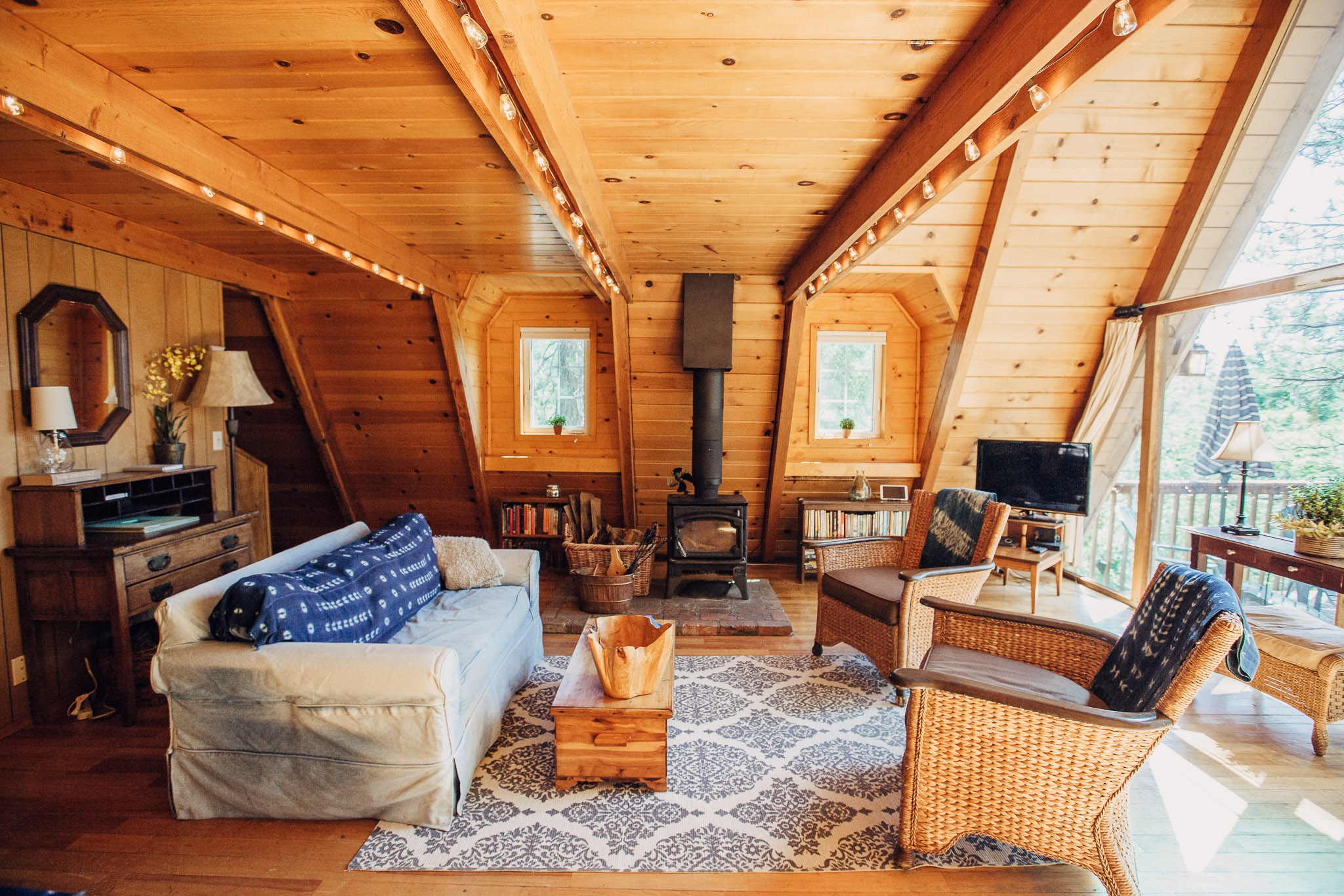 Shasta A Frame Cabin with a View Cabins for Rent in Shasta County