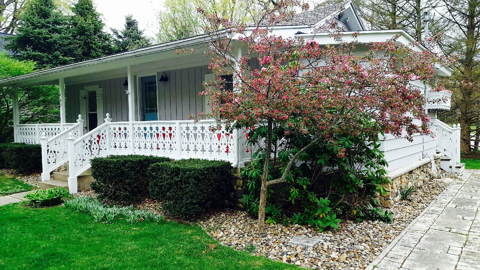 Maple Hill Cottage Cottages for Rent in Saugatuck, Michigan, United