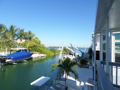 Cudjoe Key OCEANFRONT 2B/2B in gated community!!