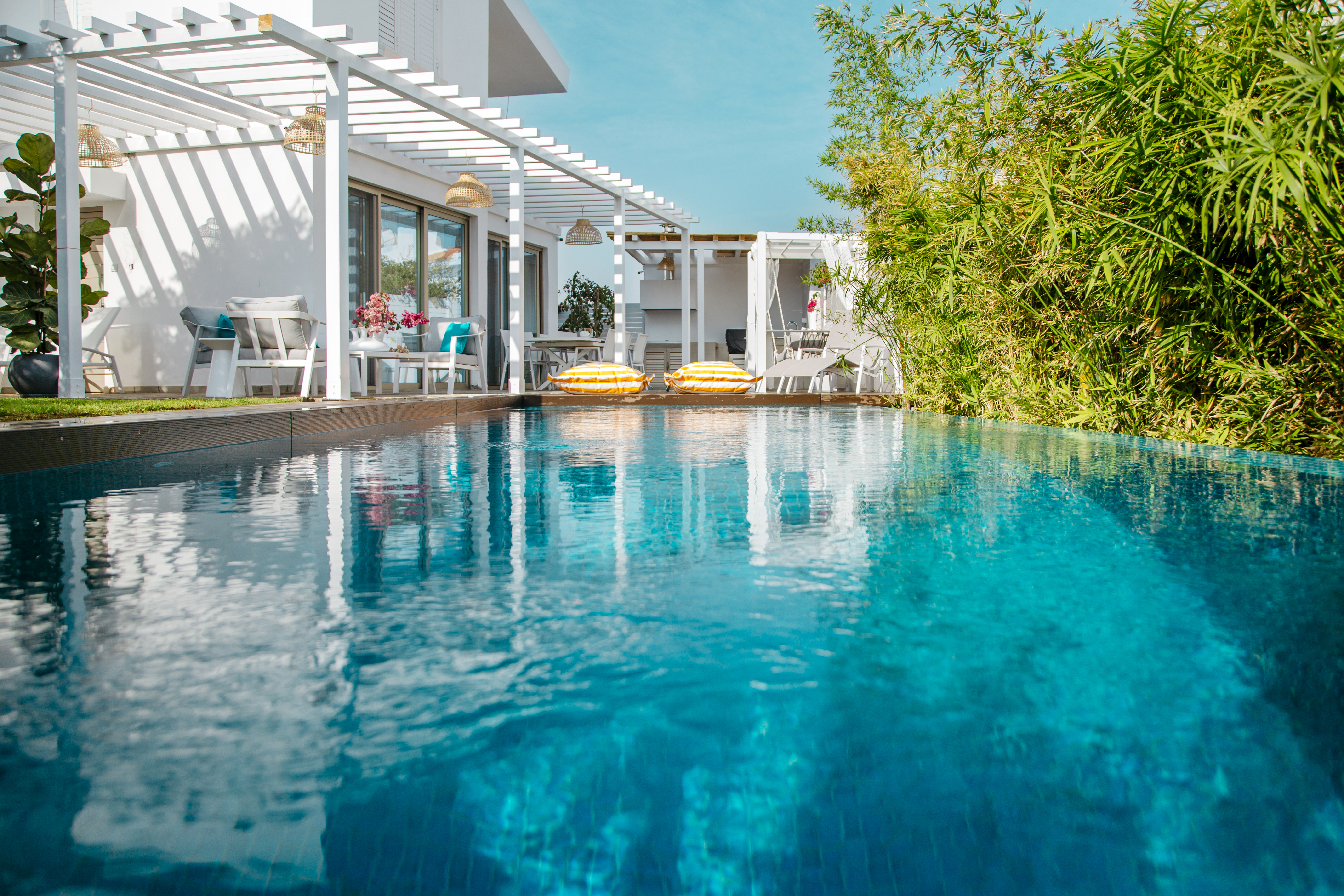 Island Home Seaside Villa