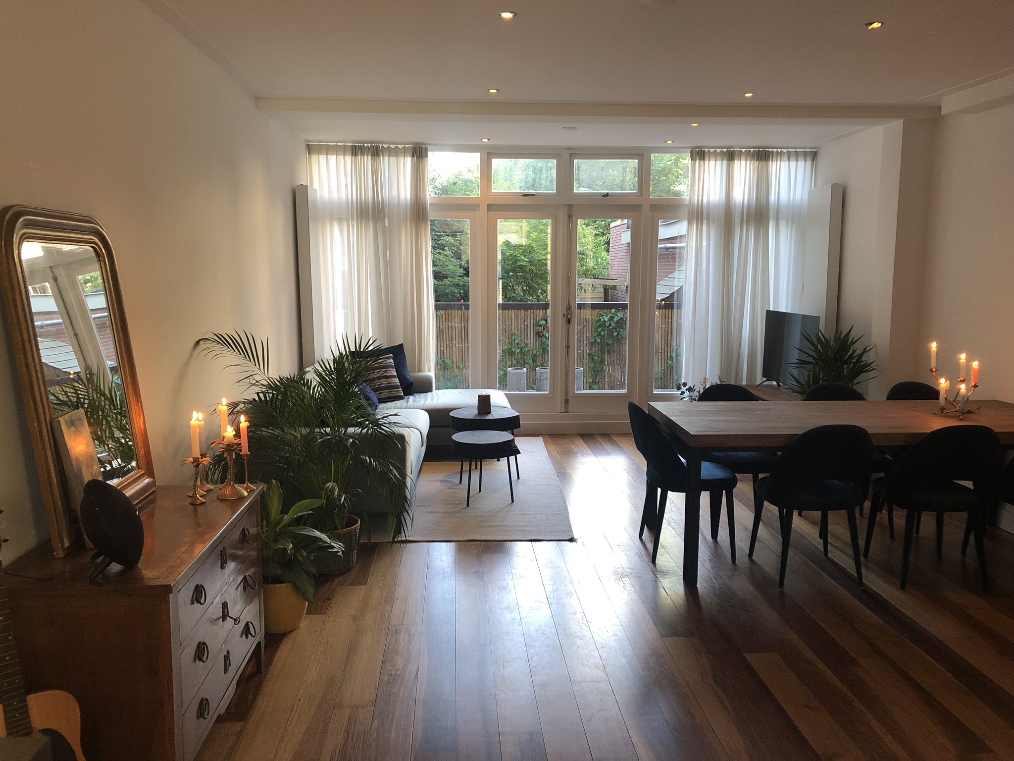 Luxurious Loft at waterfront in De Pijp district โ Amsterdam stay